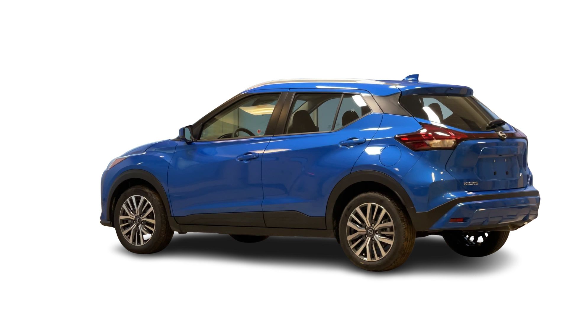 2025 Nissan Kicks Play