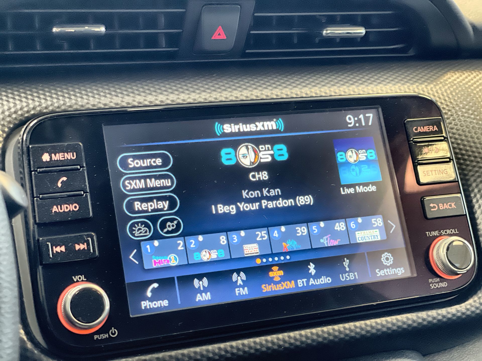 2025 Nissan Kicks Play