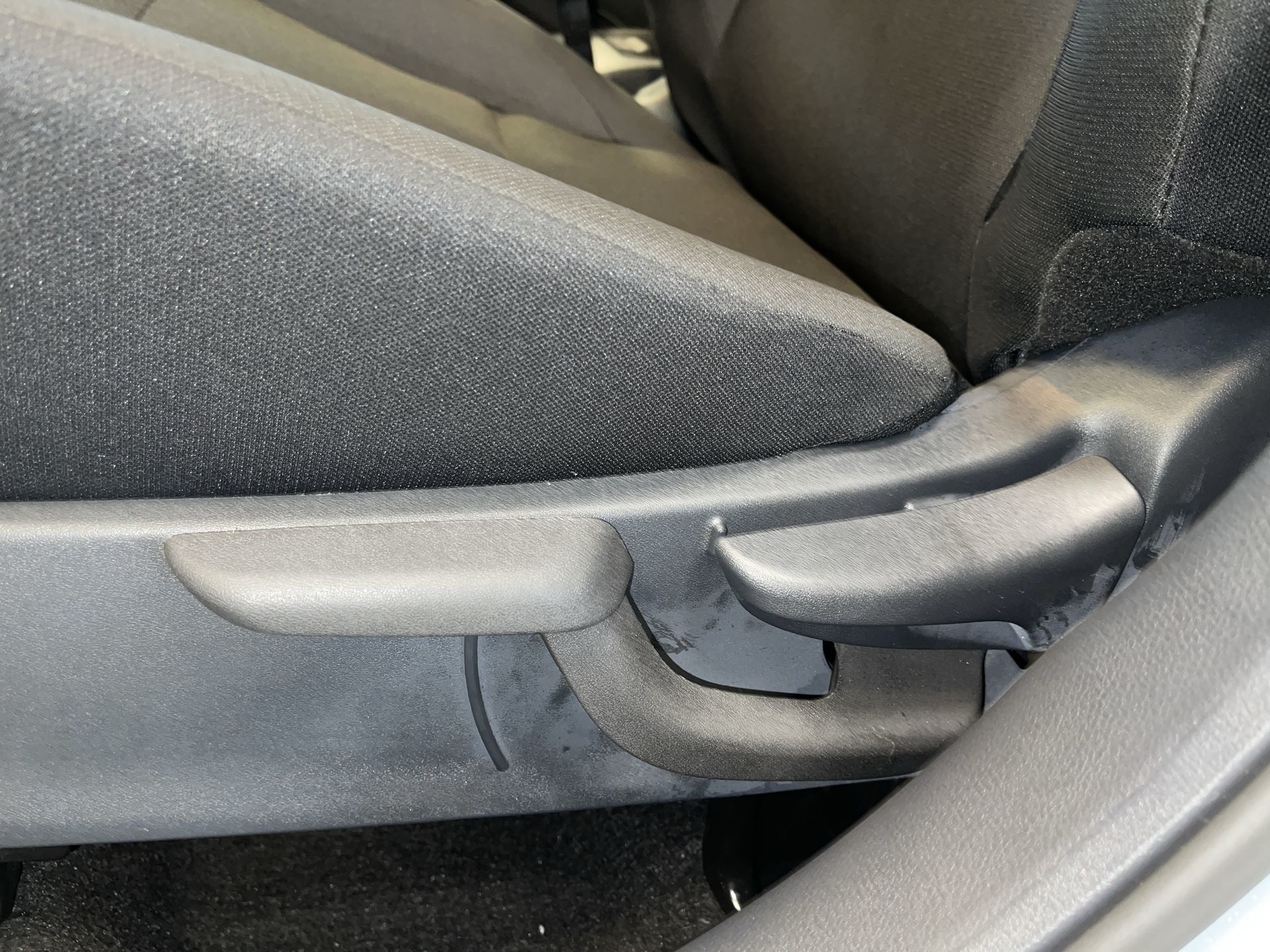 2025 Nissan Kicks Play