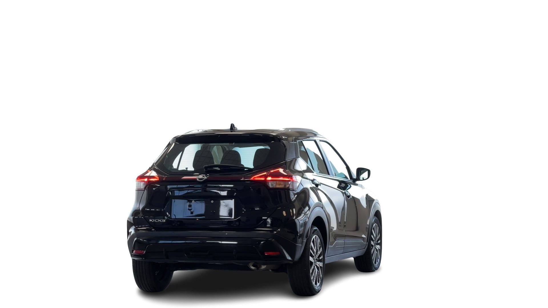2025 Nissan Kicks Play