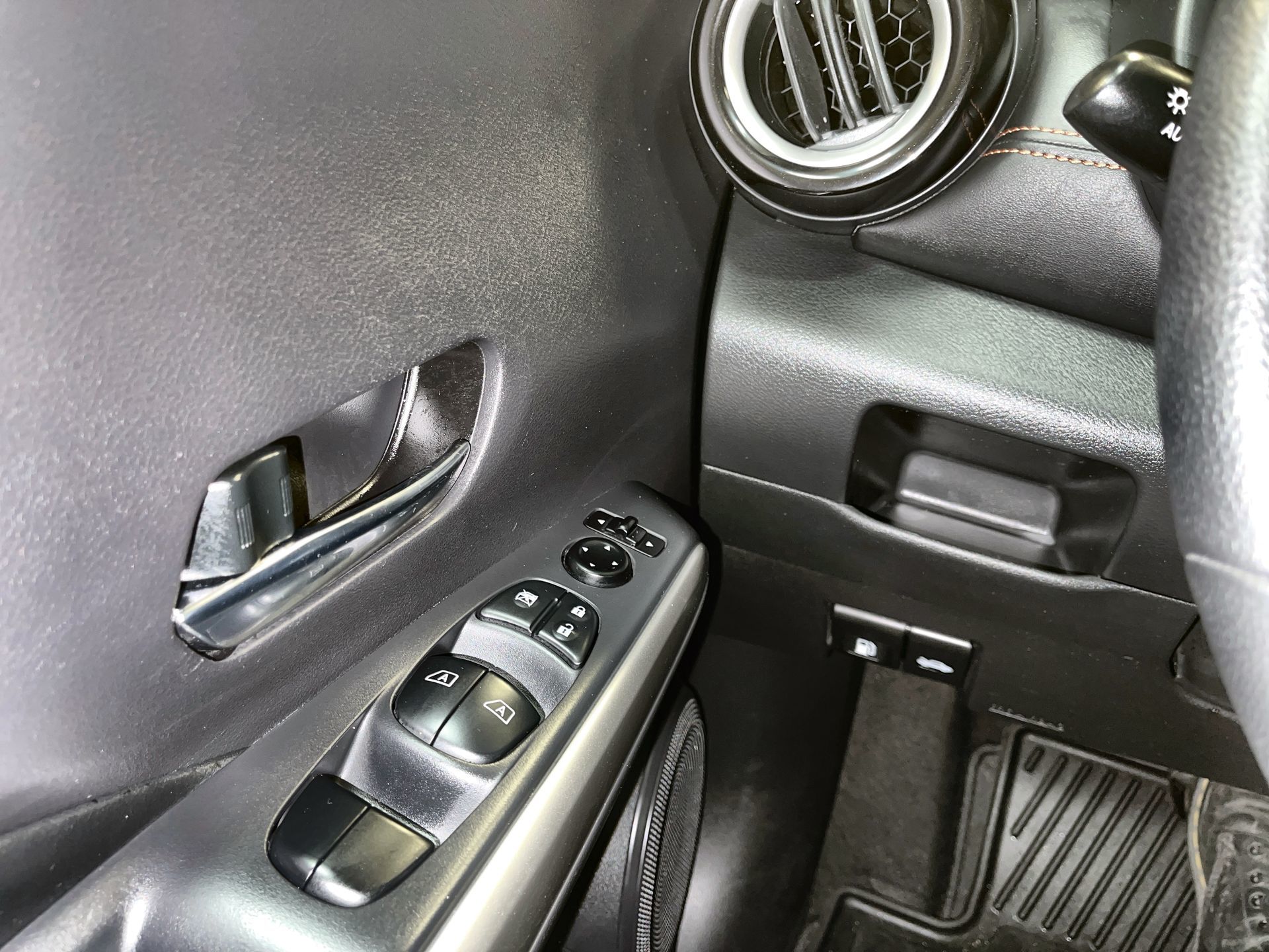 2020 Nissan Kicks in Regina, Saskatchewan