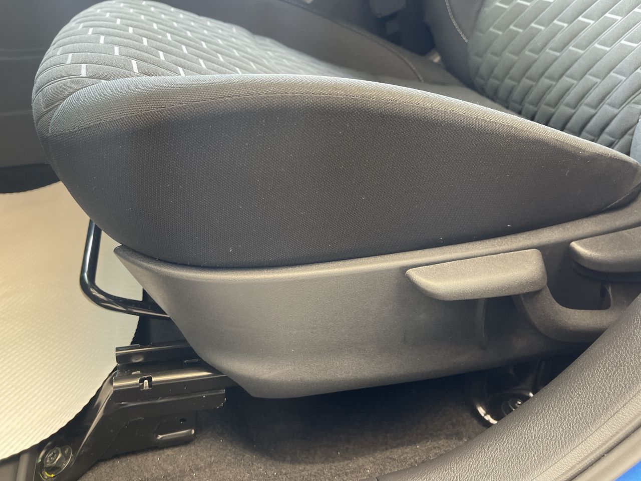 2022 Nissan Kicks in Regina, Saskatchewan