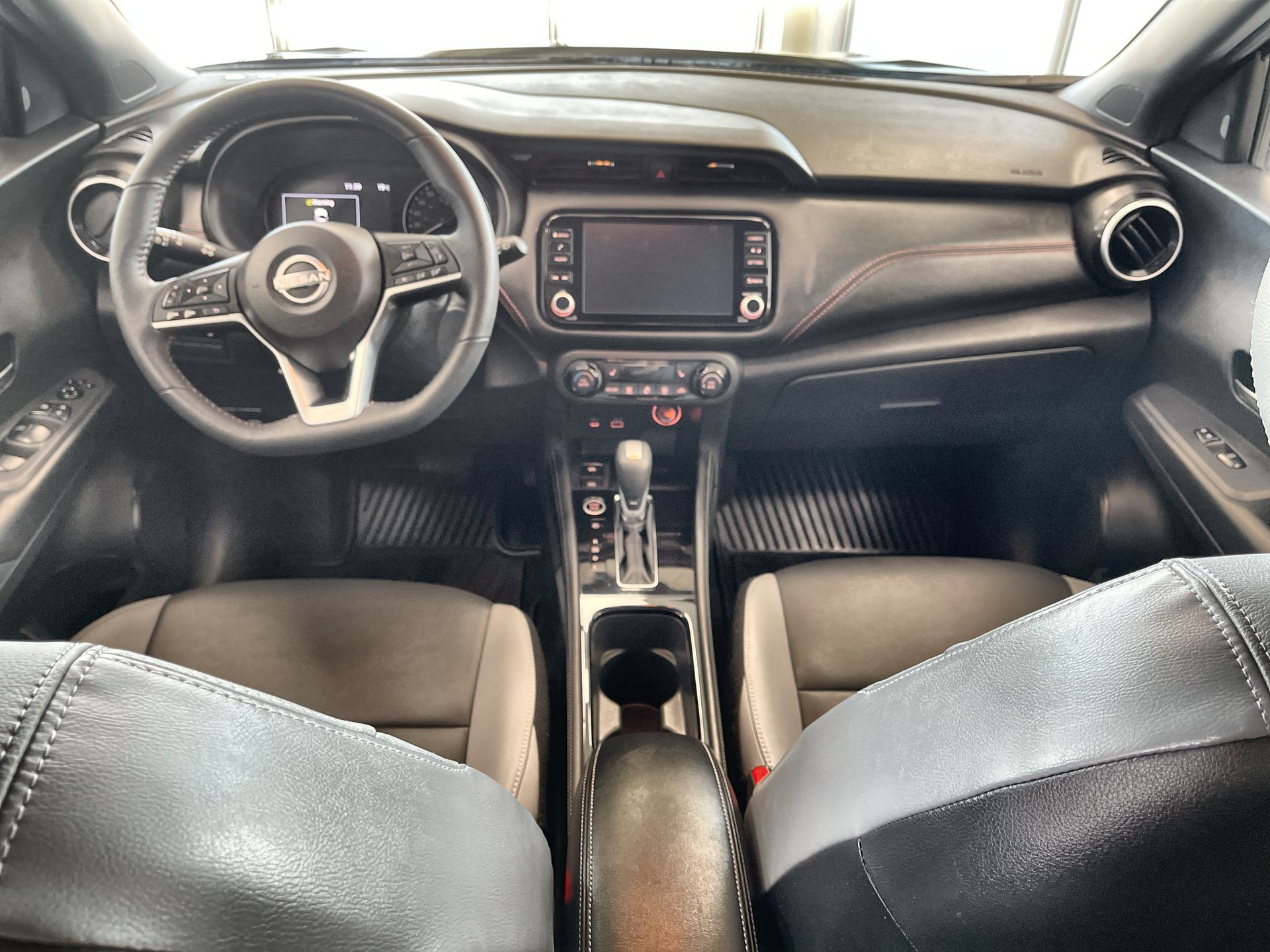 2024 Nissan Kicks