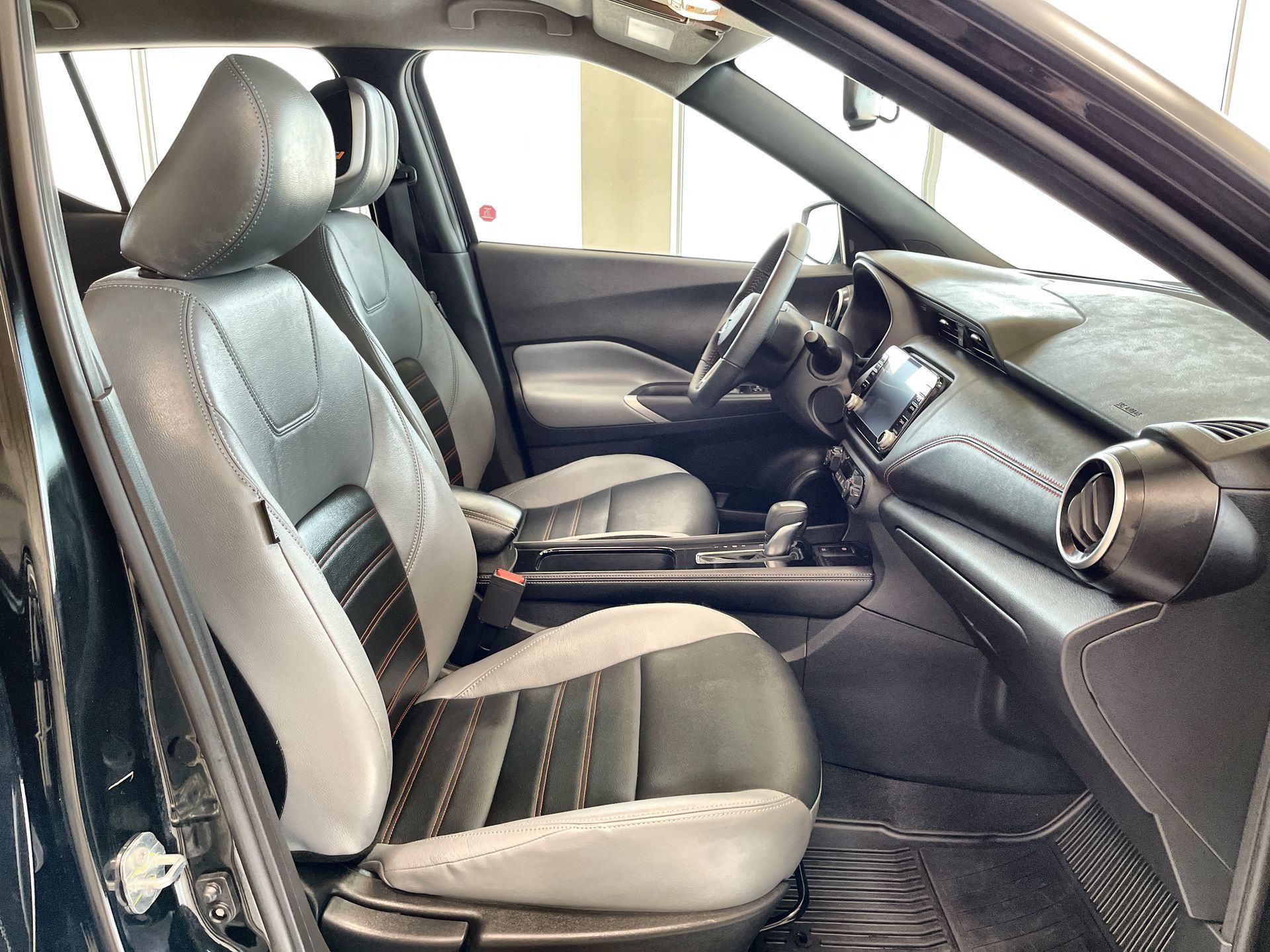 2024 Nissan Kicks