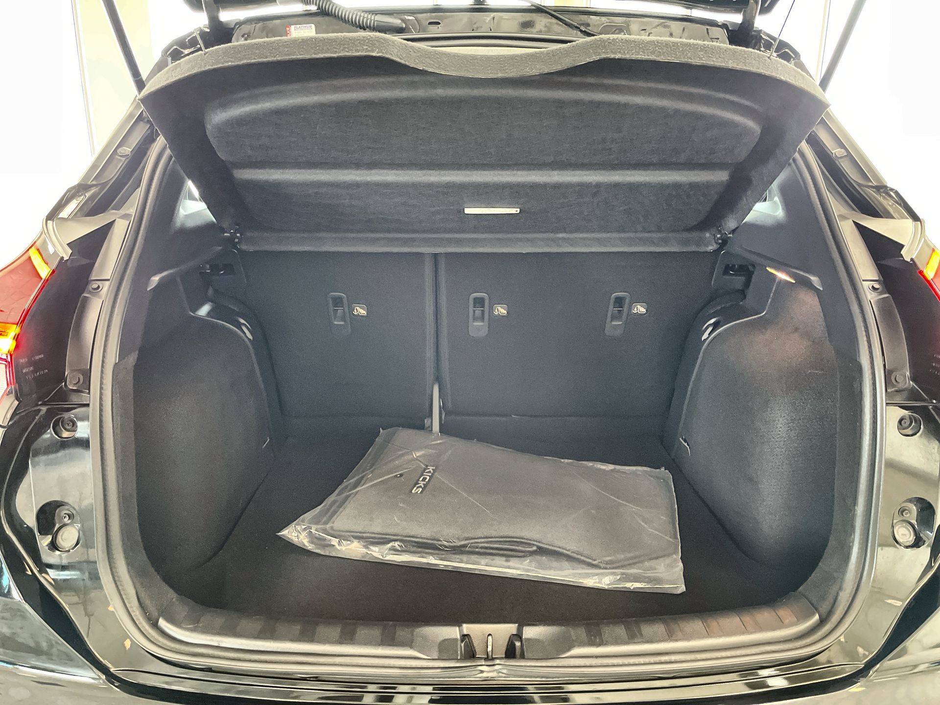 2024 Nissan Kicks