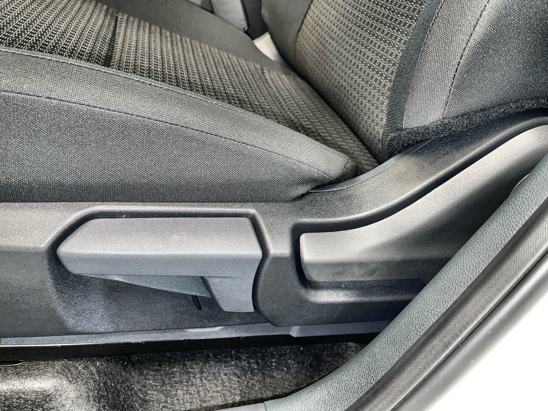 2025 Nissan Kicks in Regina, Saskatchewan