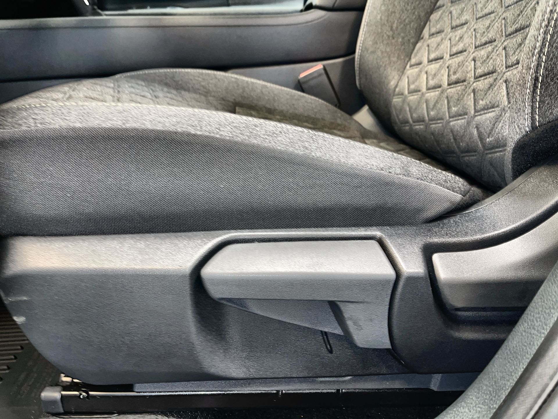 2025 Nissan Kicks in Regina, Saskatchewan