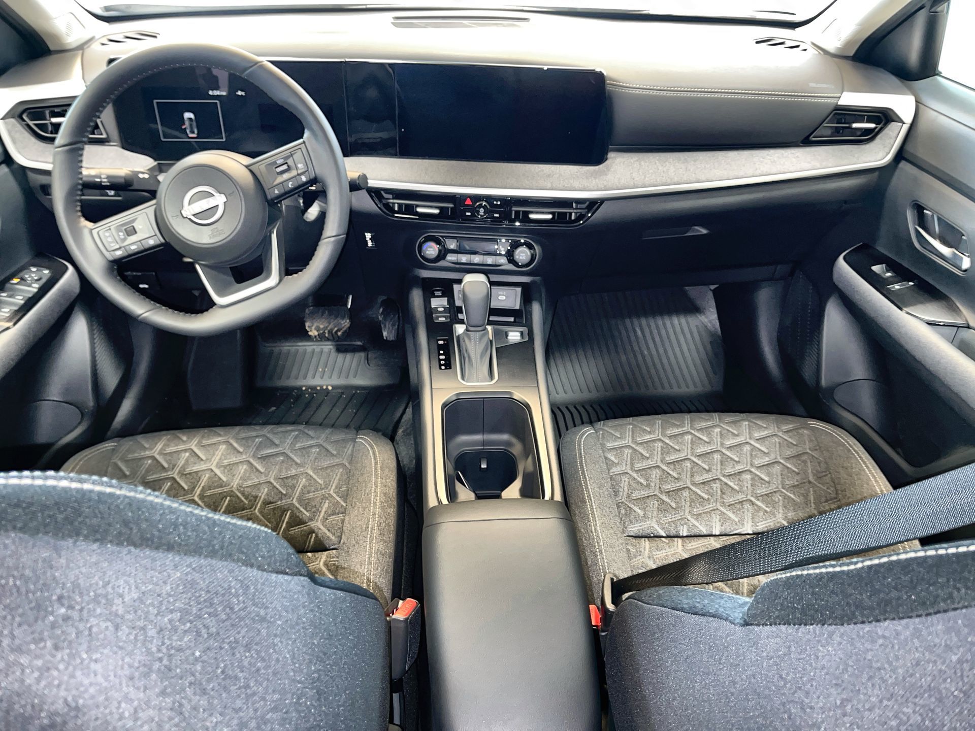 2025 Nissan Kicks in Regina, Saskatchewan