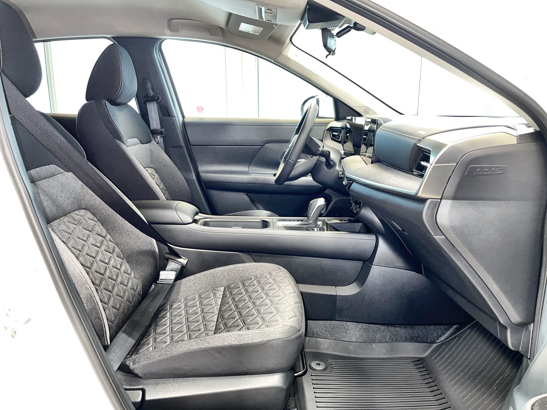 2025 Nissan Kicks in Regina, Saskatchewan