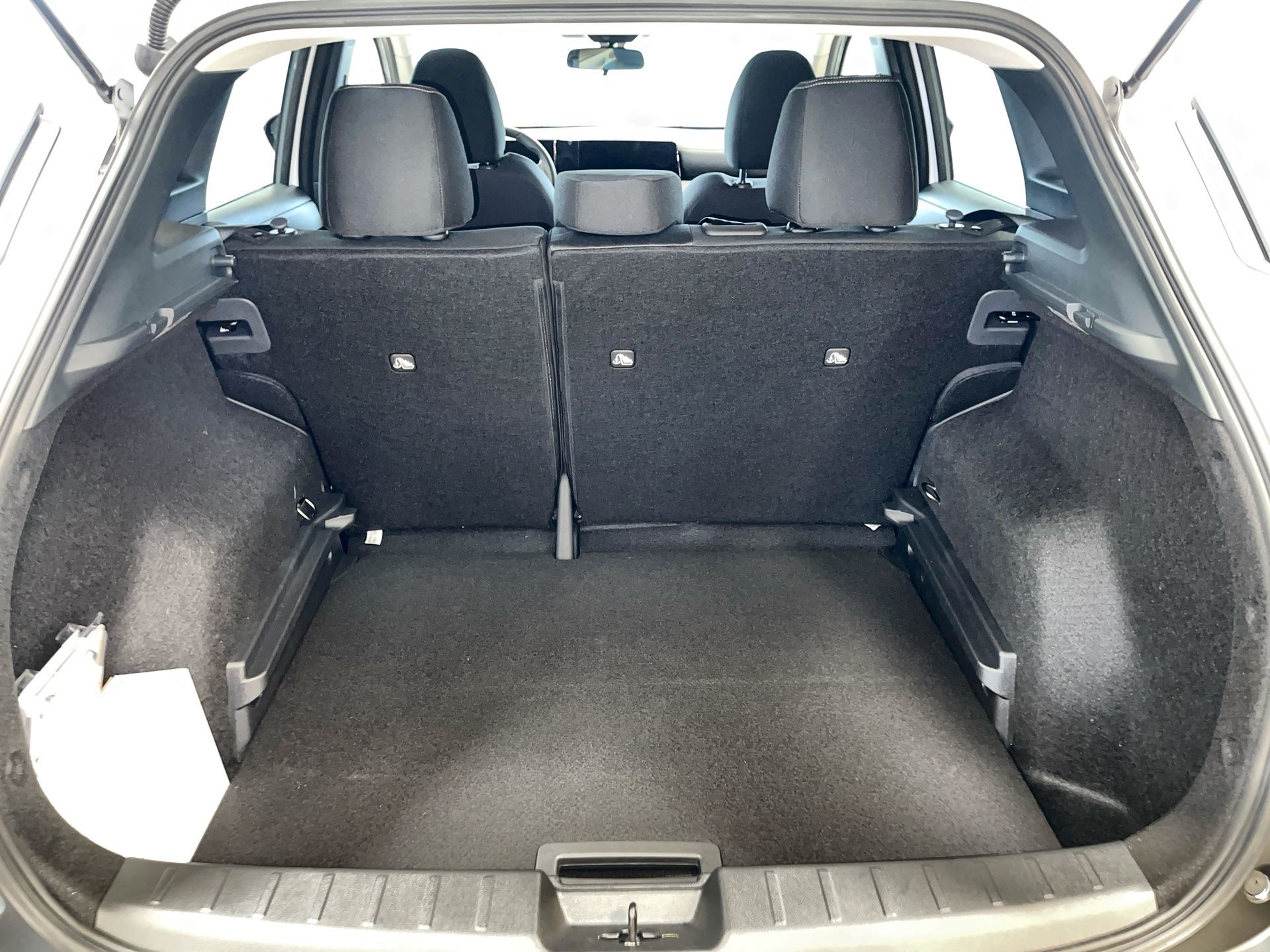 2025 Nissan Kicks in Regina, Saskatchewan