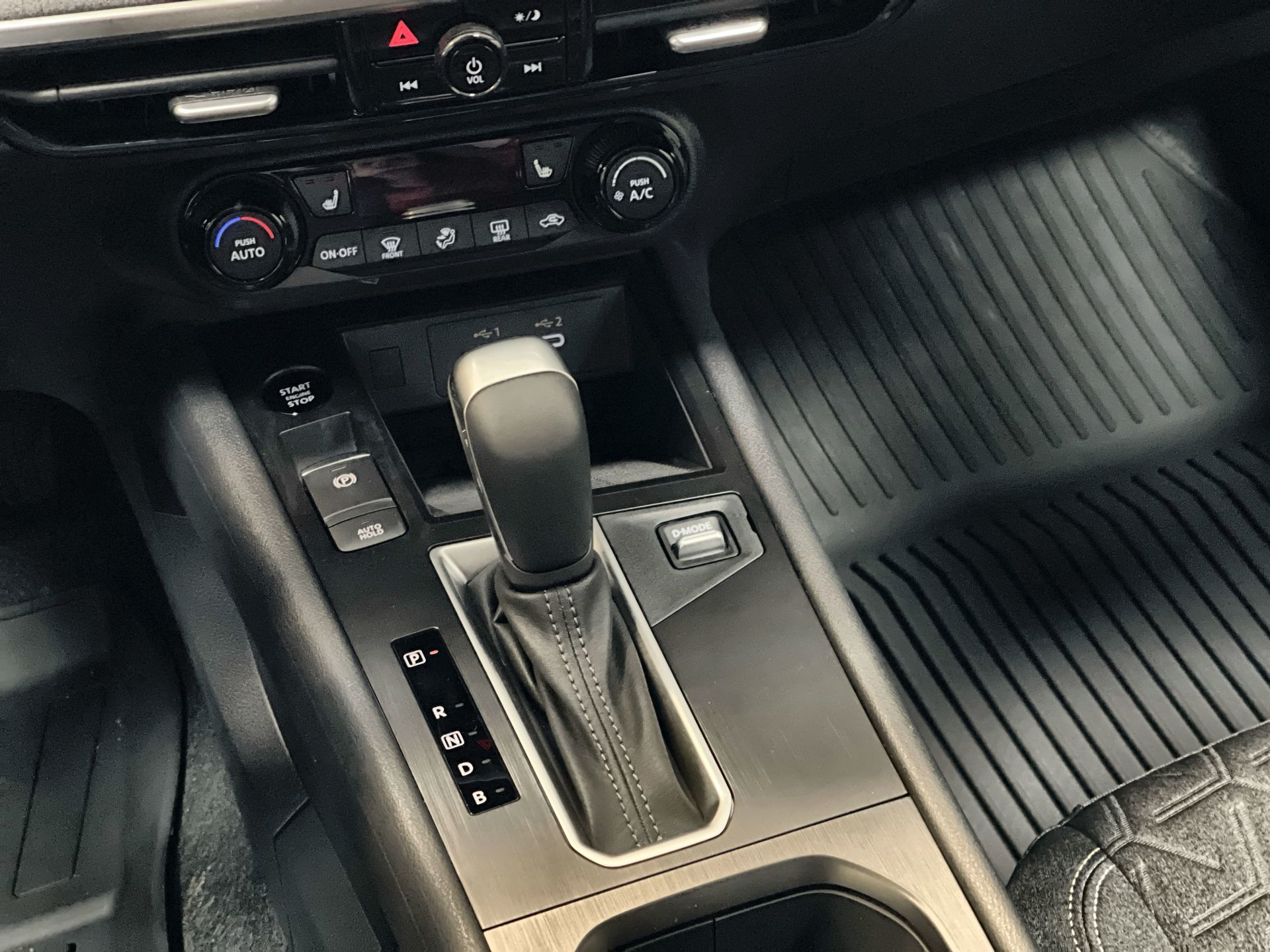 2025 Nissan Kicks in Regina, Saskatchewan