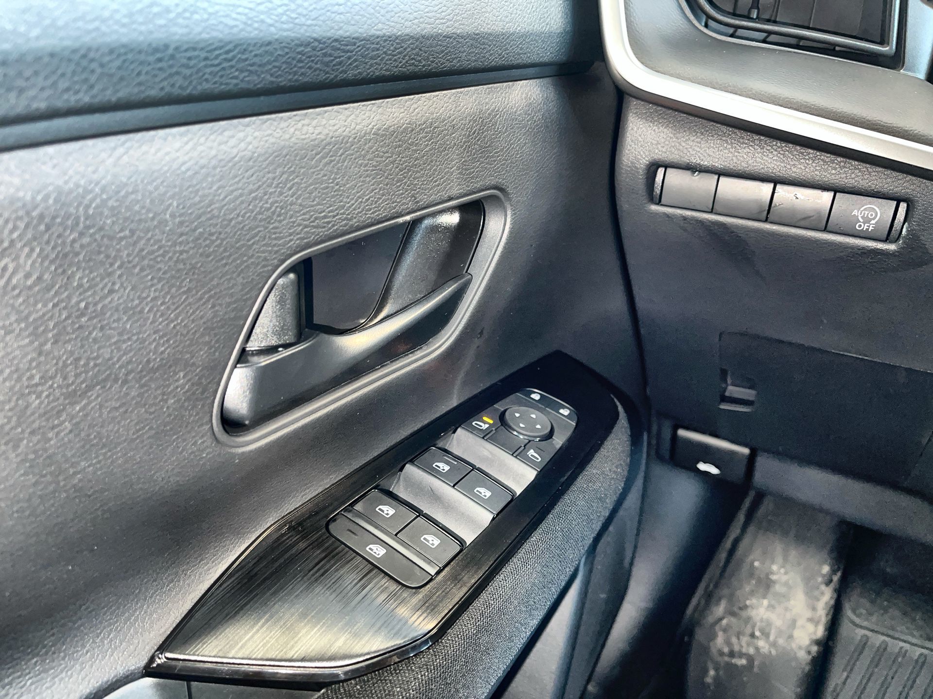2025 Nissan Kicks in Regina, Saskatchewan