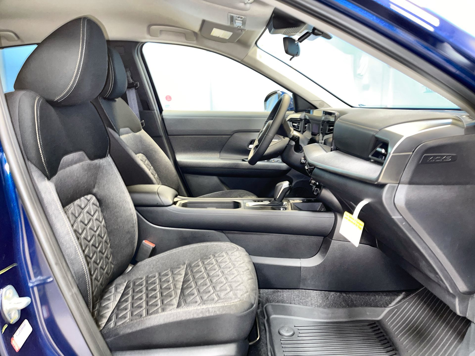 2025 Nissan Kicks in Regina, Saskatchewan