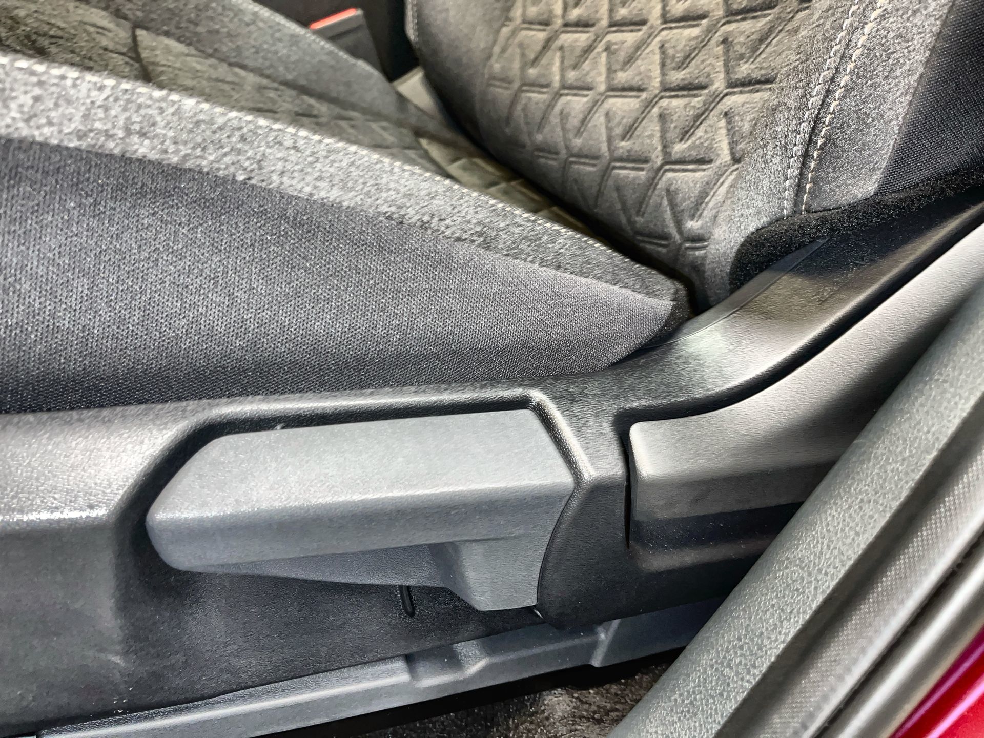 2025 Nissan Kicks in Regina, Saskatchewan