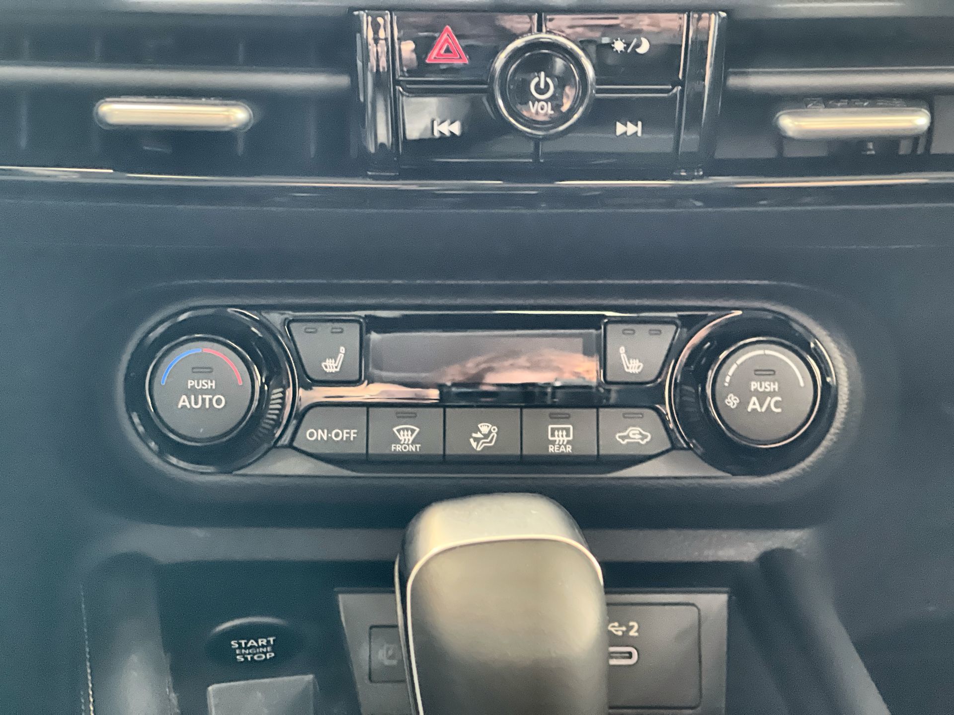2025 Nissan Kicks in Regina, Saskatchewan