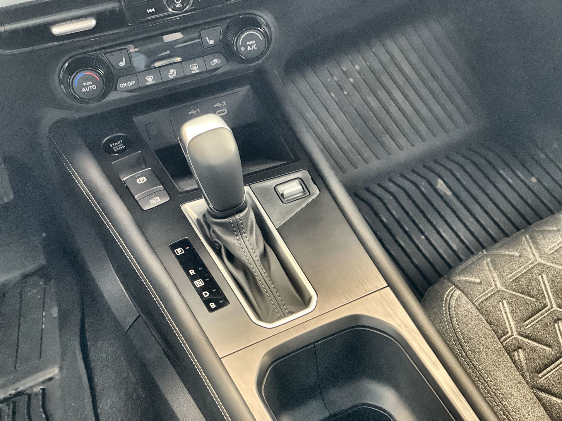 2025 Nissan Kicks in Regina, Saskatchewan