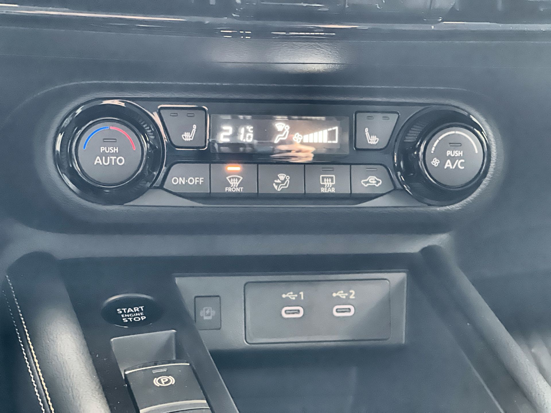 2025 Nissan Kicks in Regina, Saskatchewan