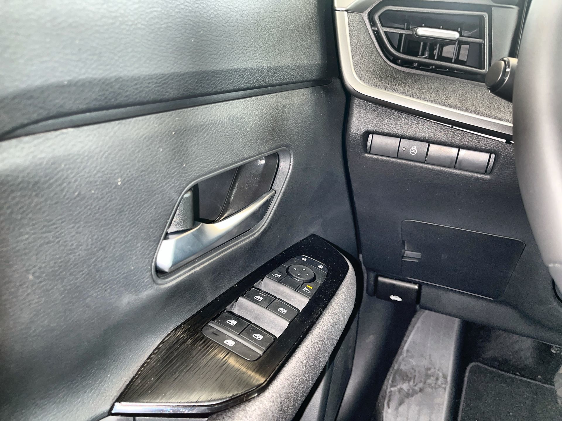 2025 Nissan Kicks in Regina, Saskatchewan