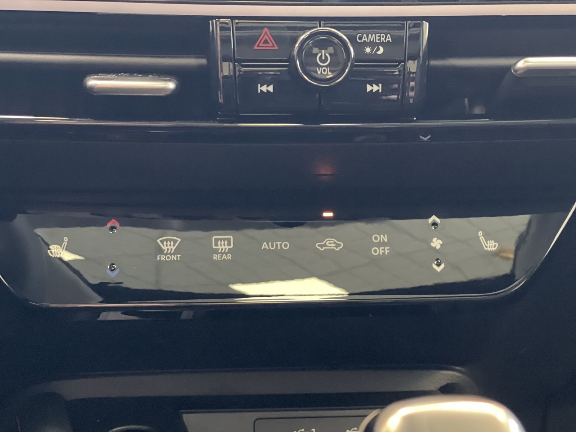 2025 Nissan Kicks in Regina, Saskatchewan
