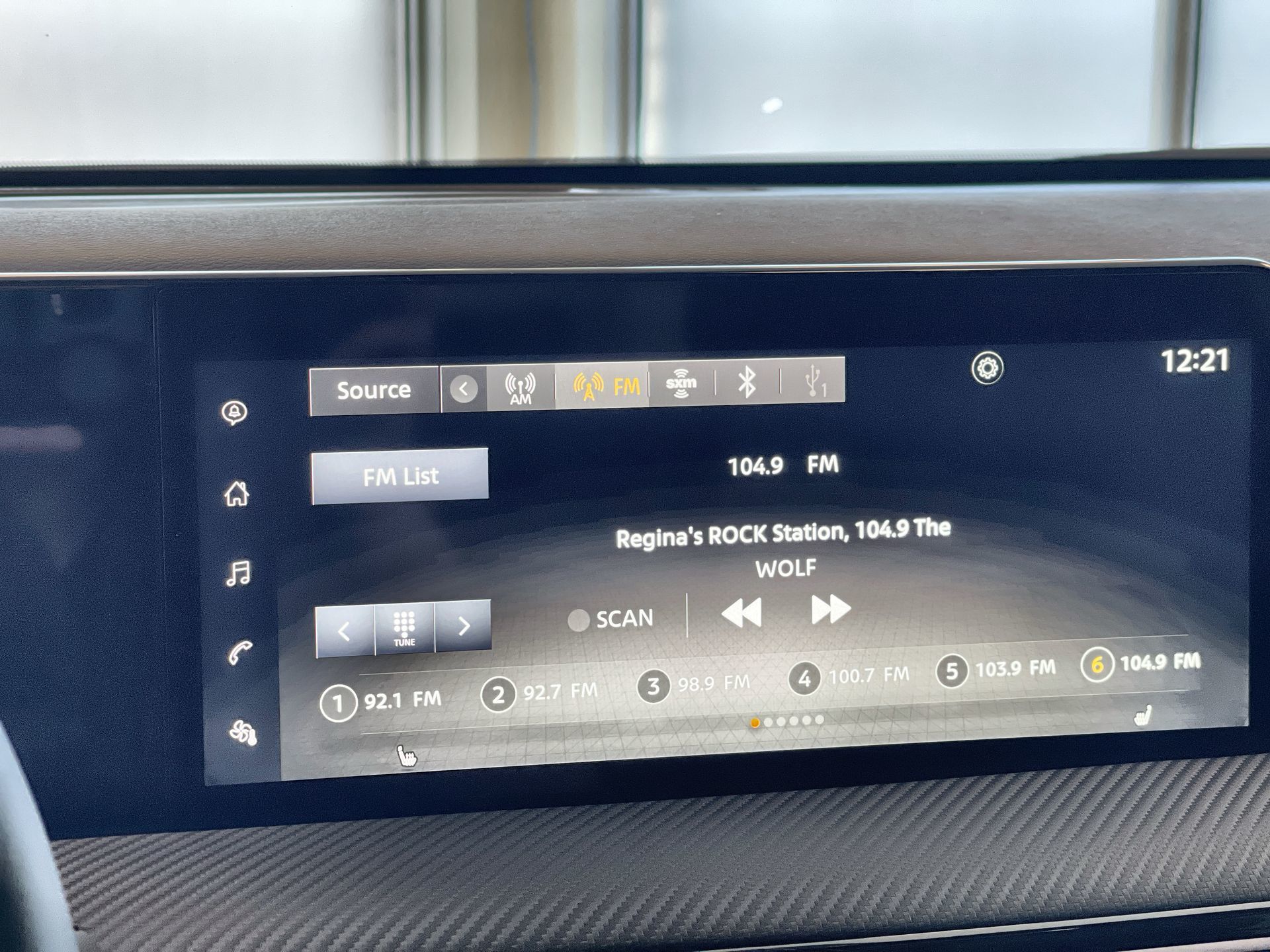 2025 Nissan Kicks in Regina, Saskatchewan