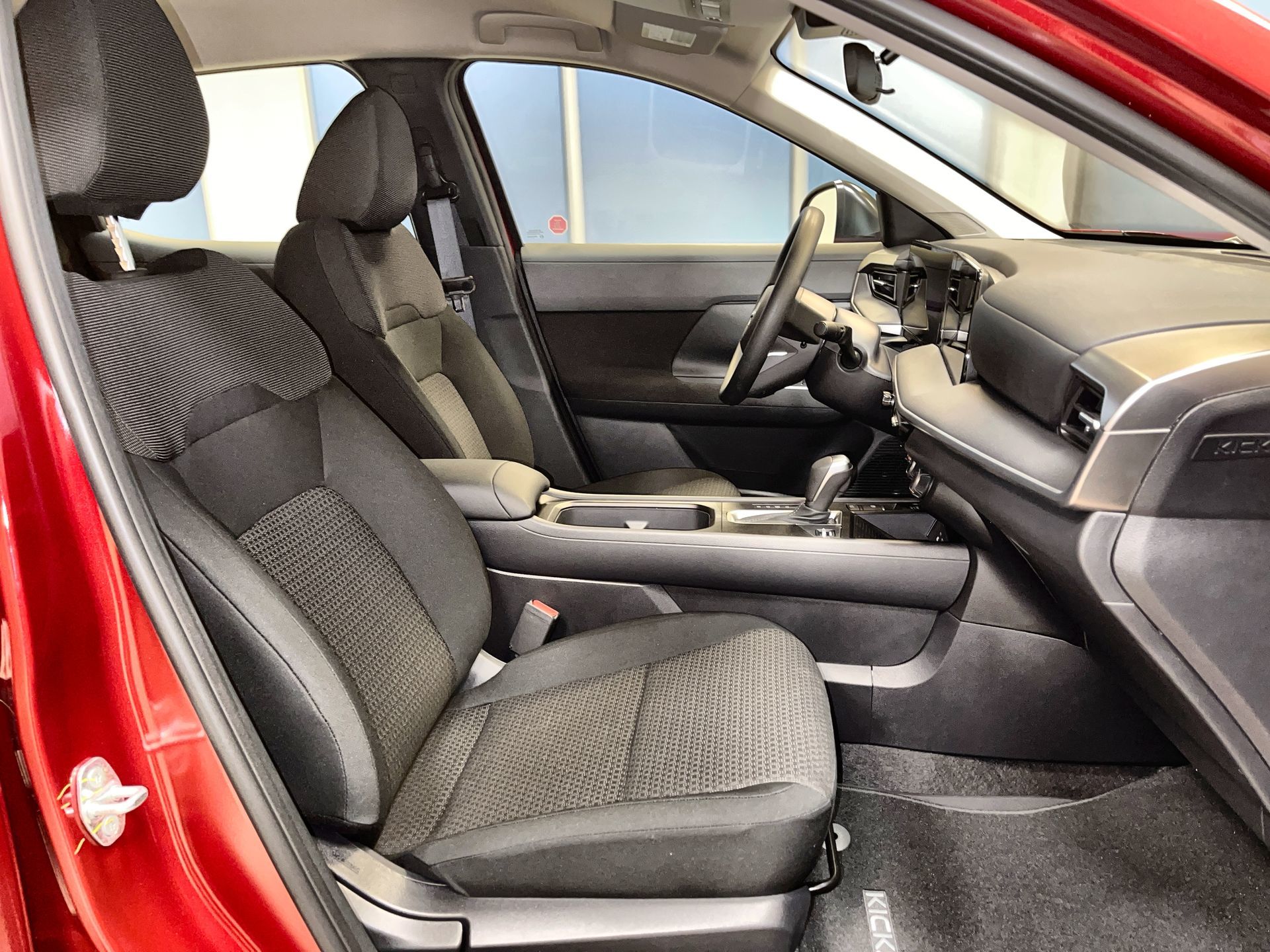 2025 Nissan Kicks in Regina, Saskatchewan