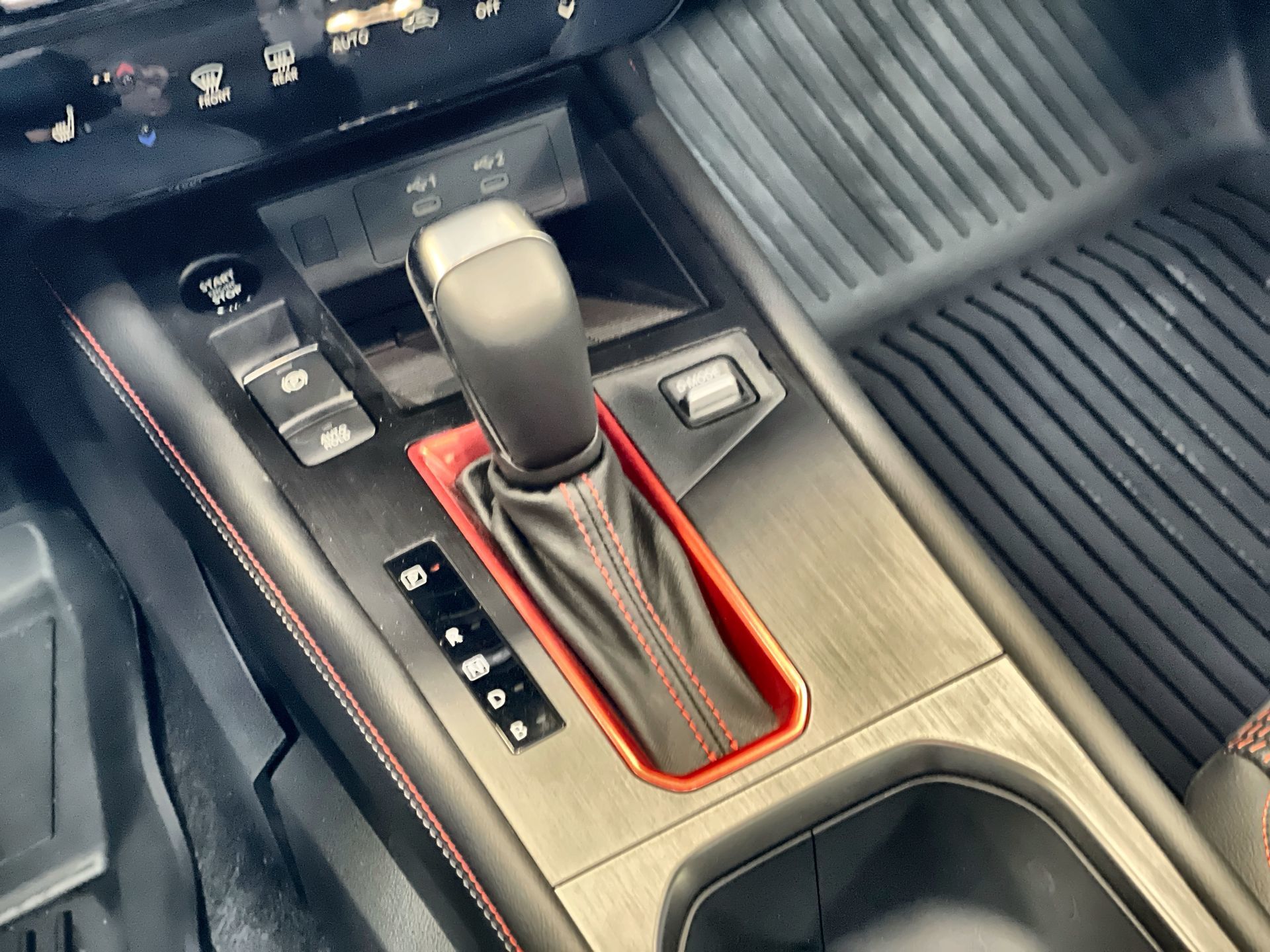 2025 Nissan Kicks in Regina, Saskatchewan