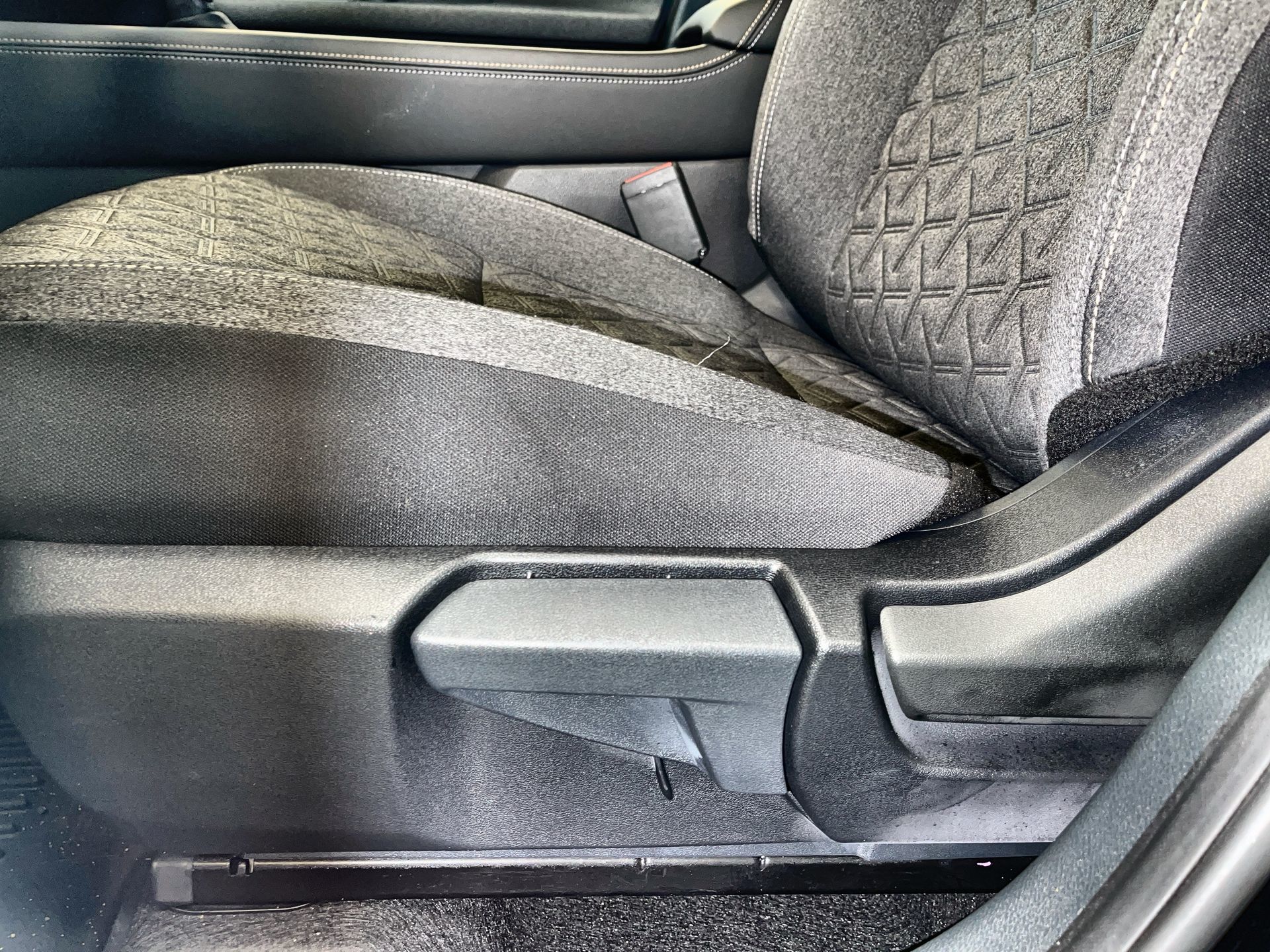 2025 Nissan Kicks in Regina, Saskatchewan