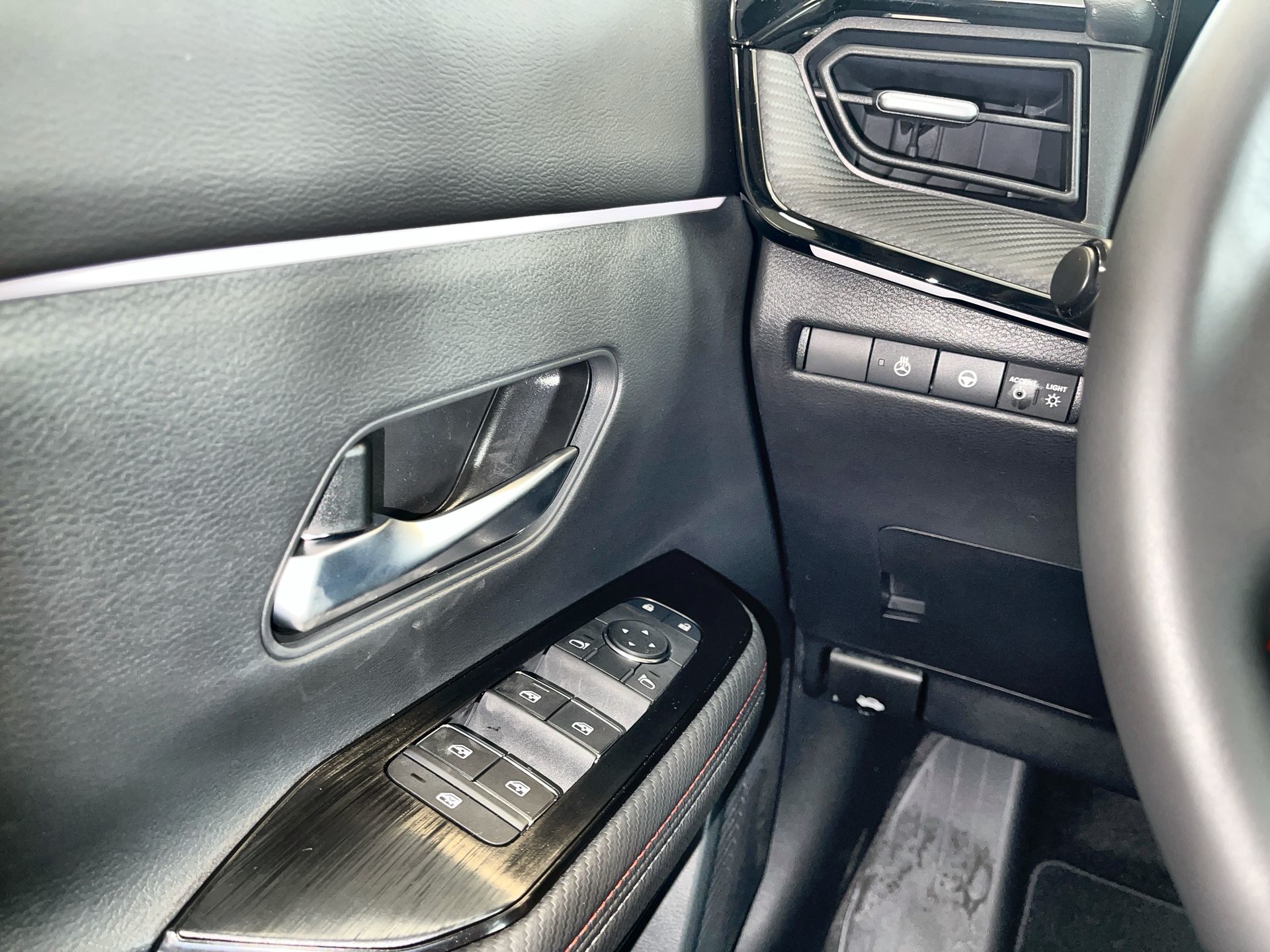 2025 Nissan Kicks in Regina, Saskatchewan