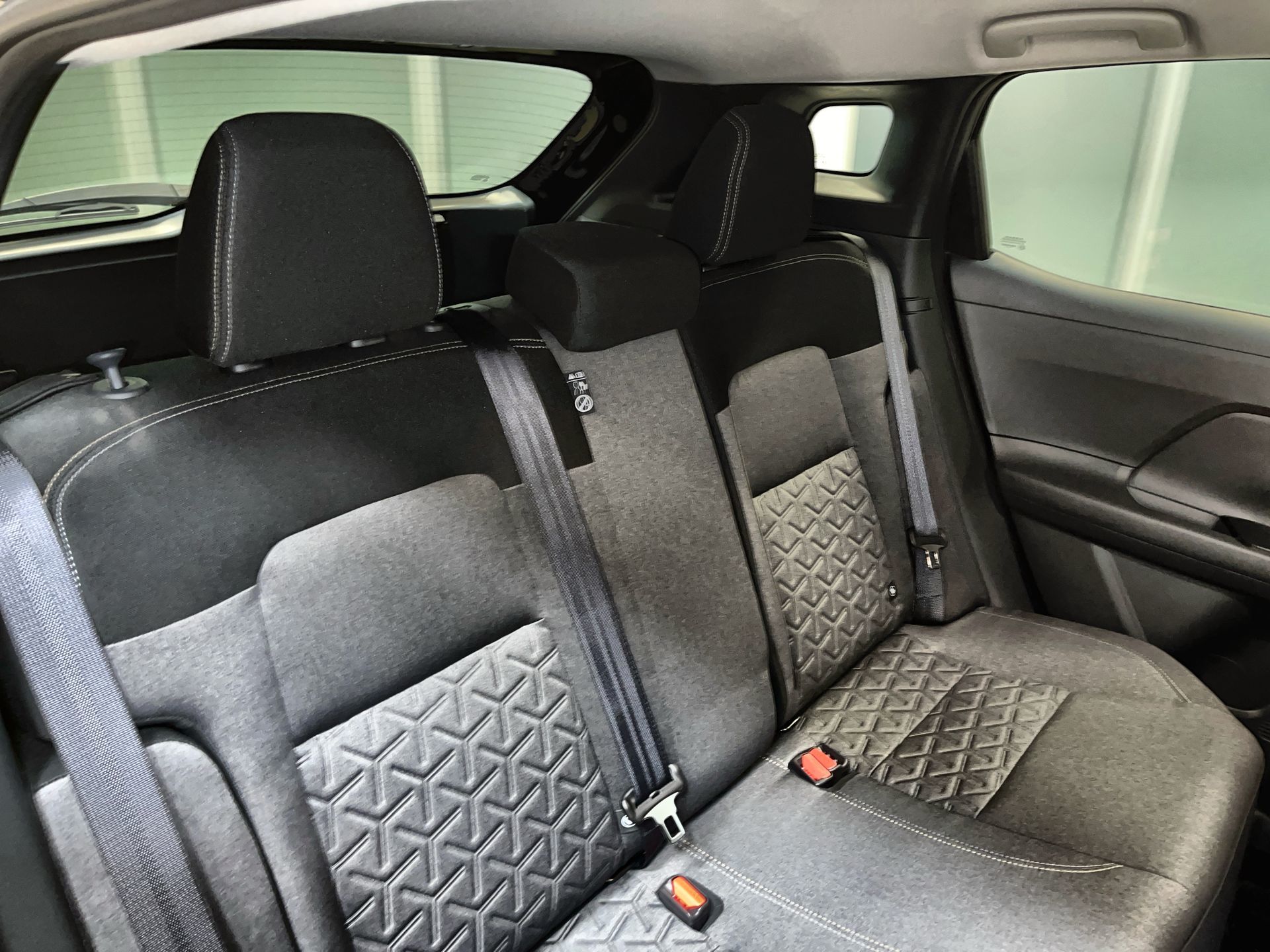 2025 Nissan Kicks