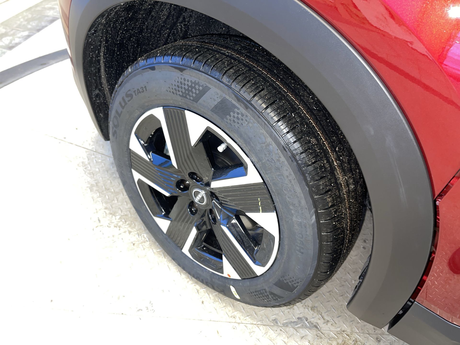2025 Nissan Kicks