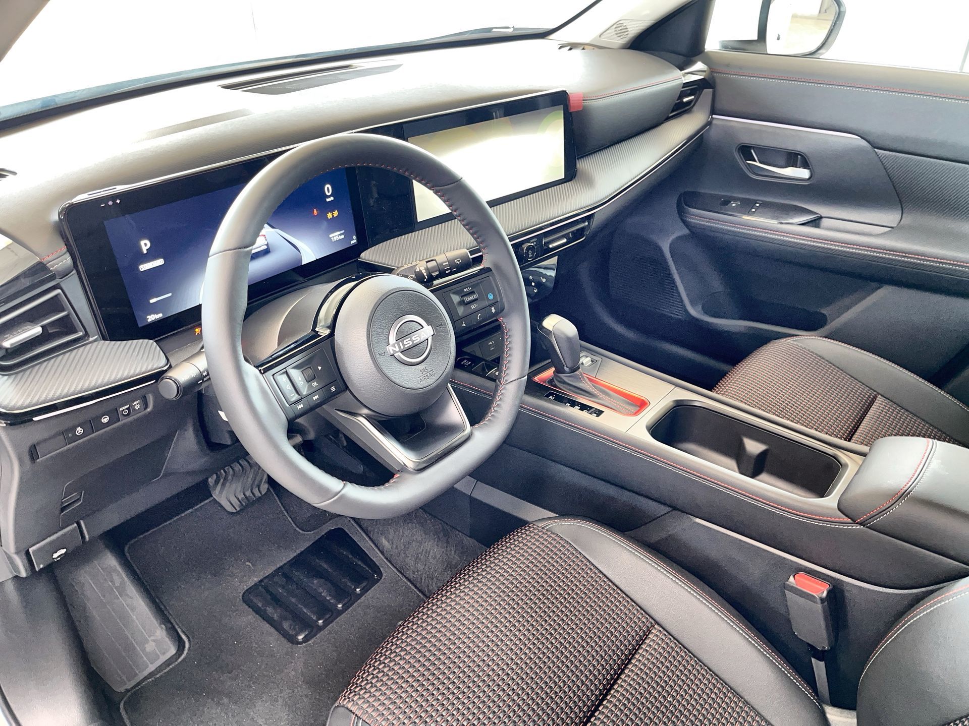 2025 Nissan Kicks