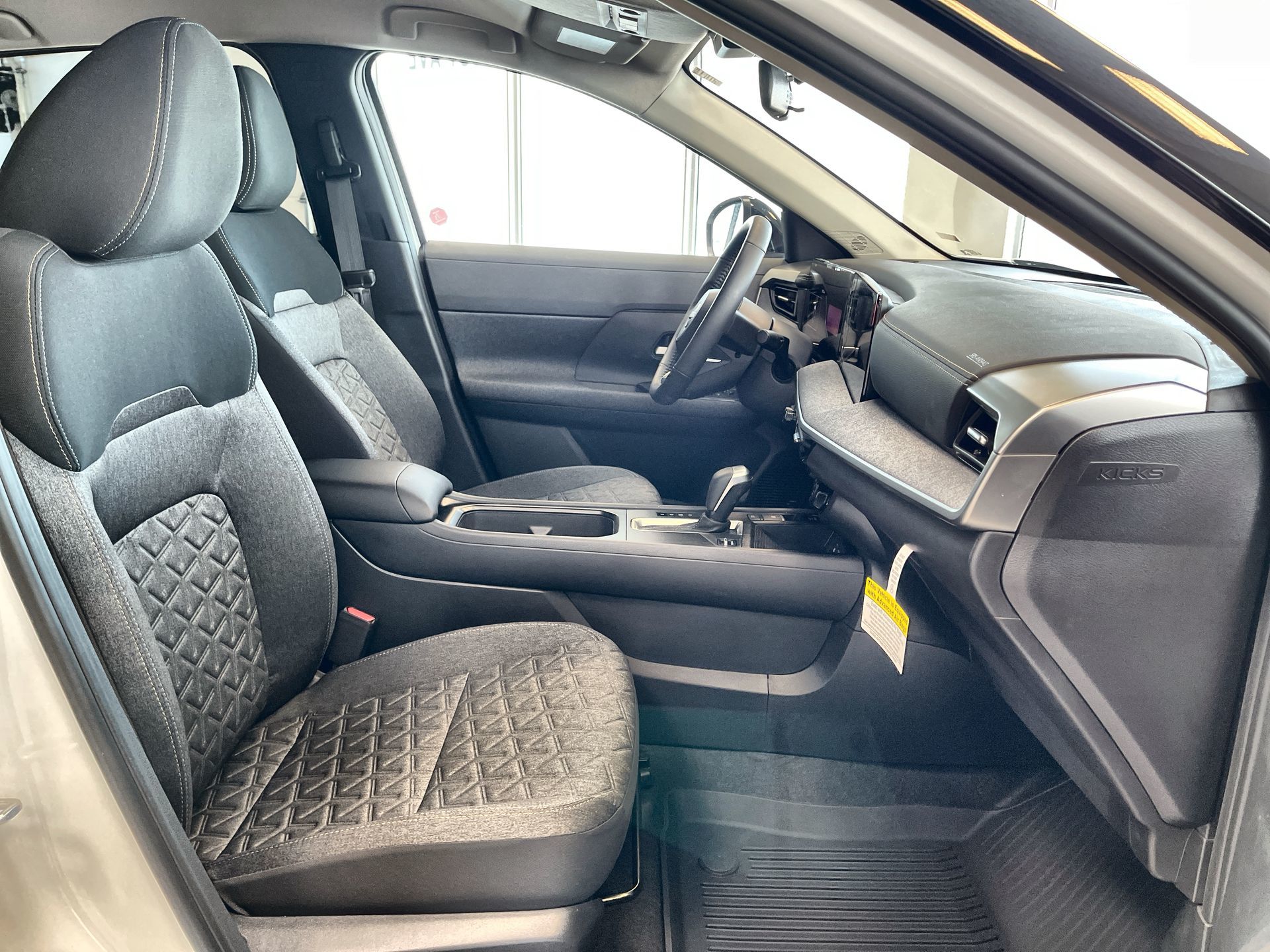 2026 Nissan Kicks