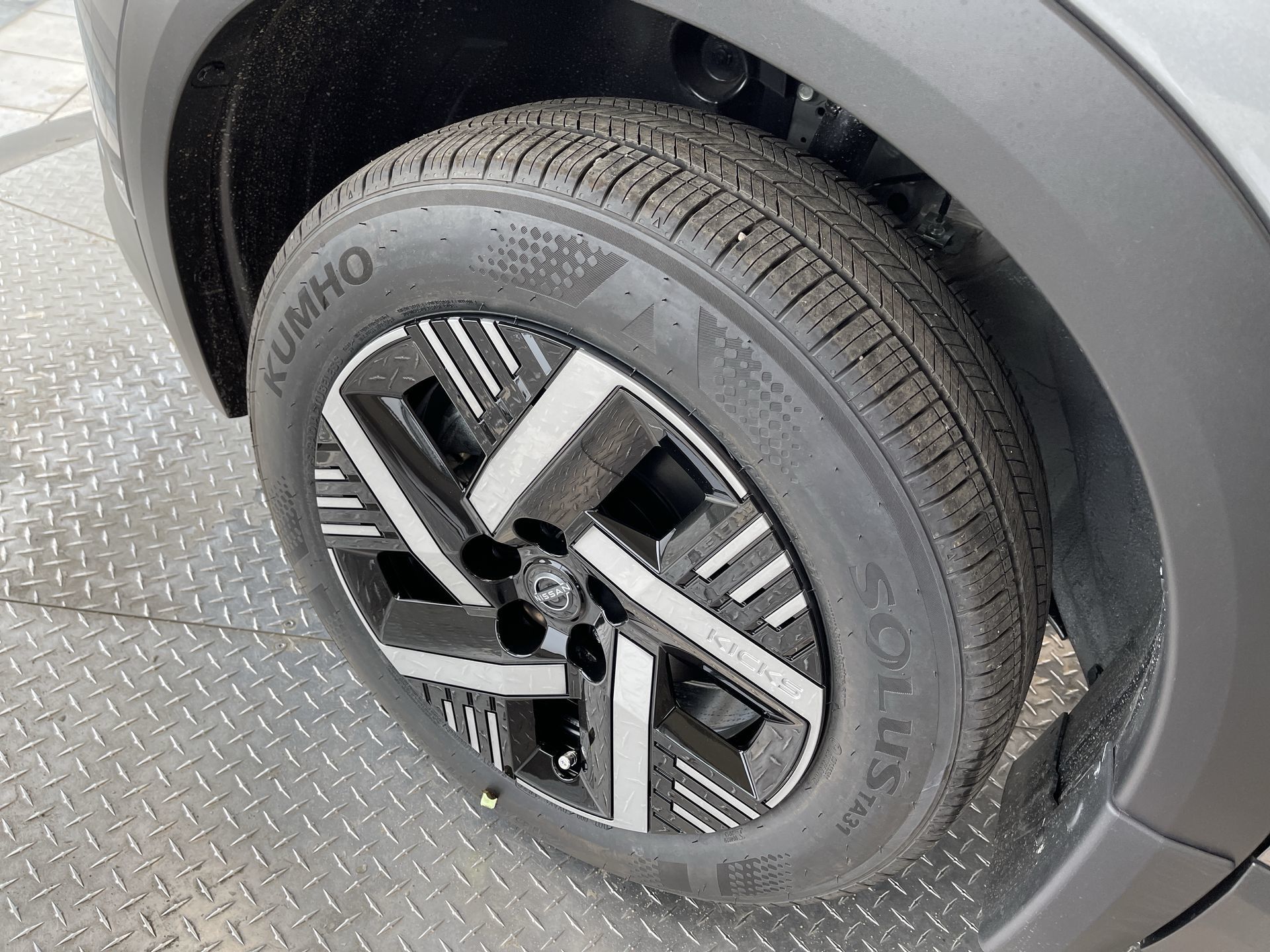 2026 Nissan Kicks