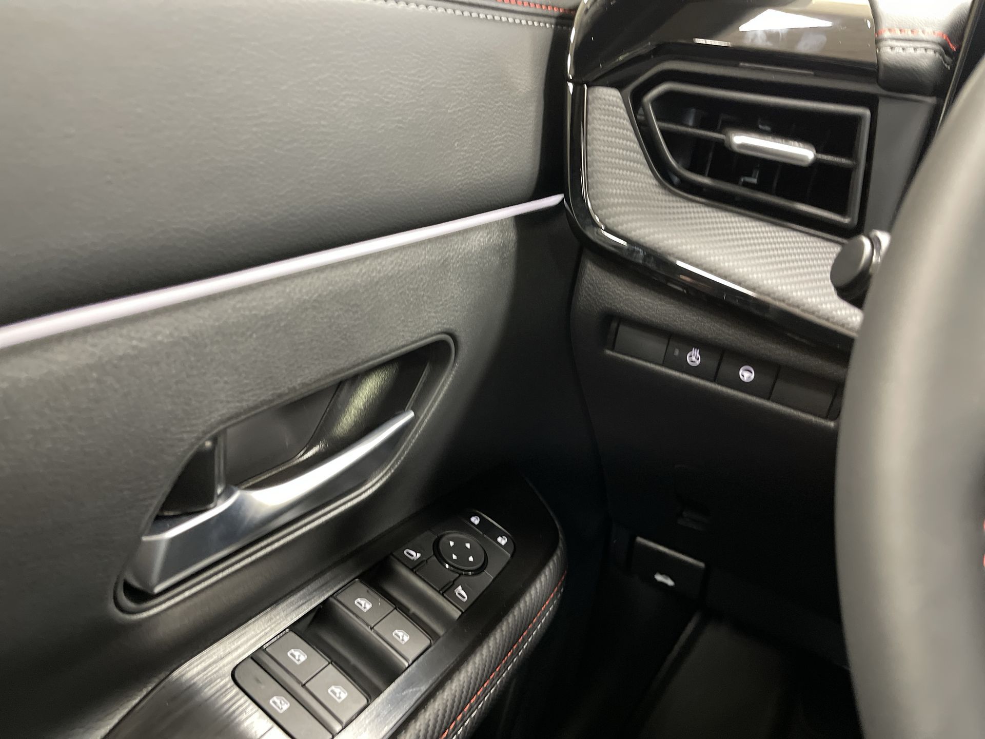 2027 Nissan Kicks in Regina, Saskatchewan