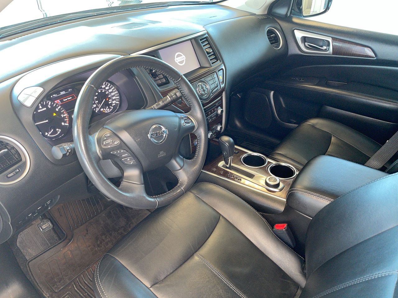 2014 Nissan Pathfinder in Regina, Saskatchewan