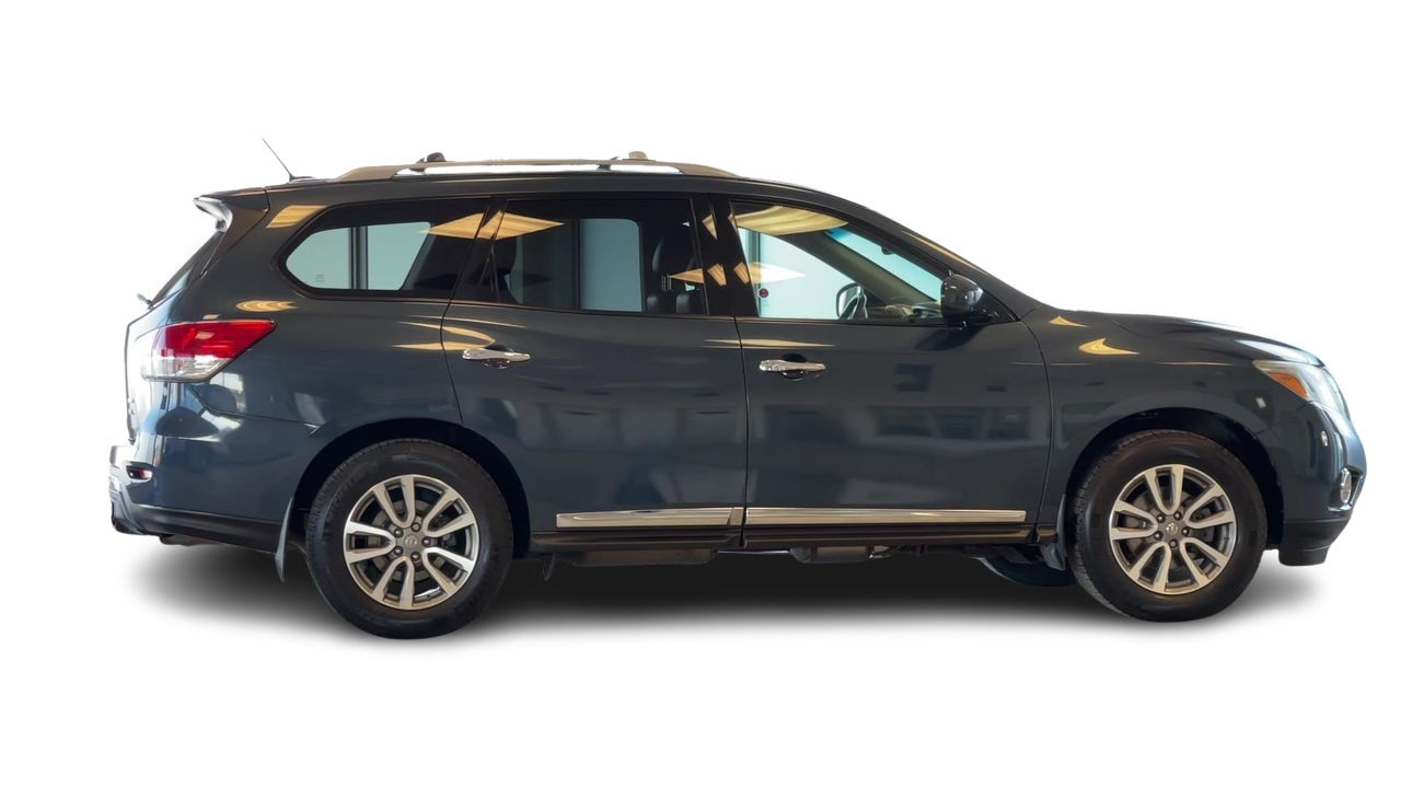 2014 Nissan Pathfinder in Regina, Saskatchewan