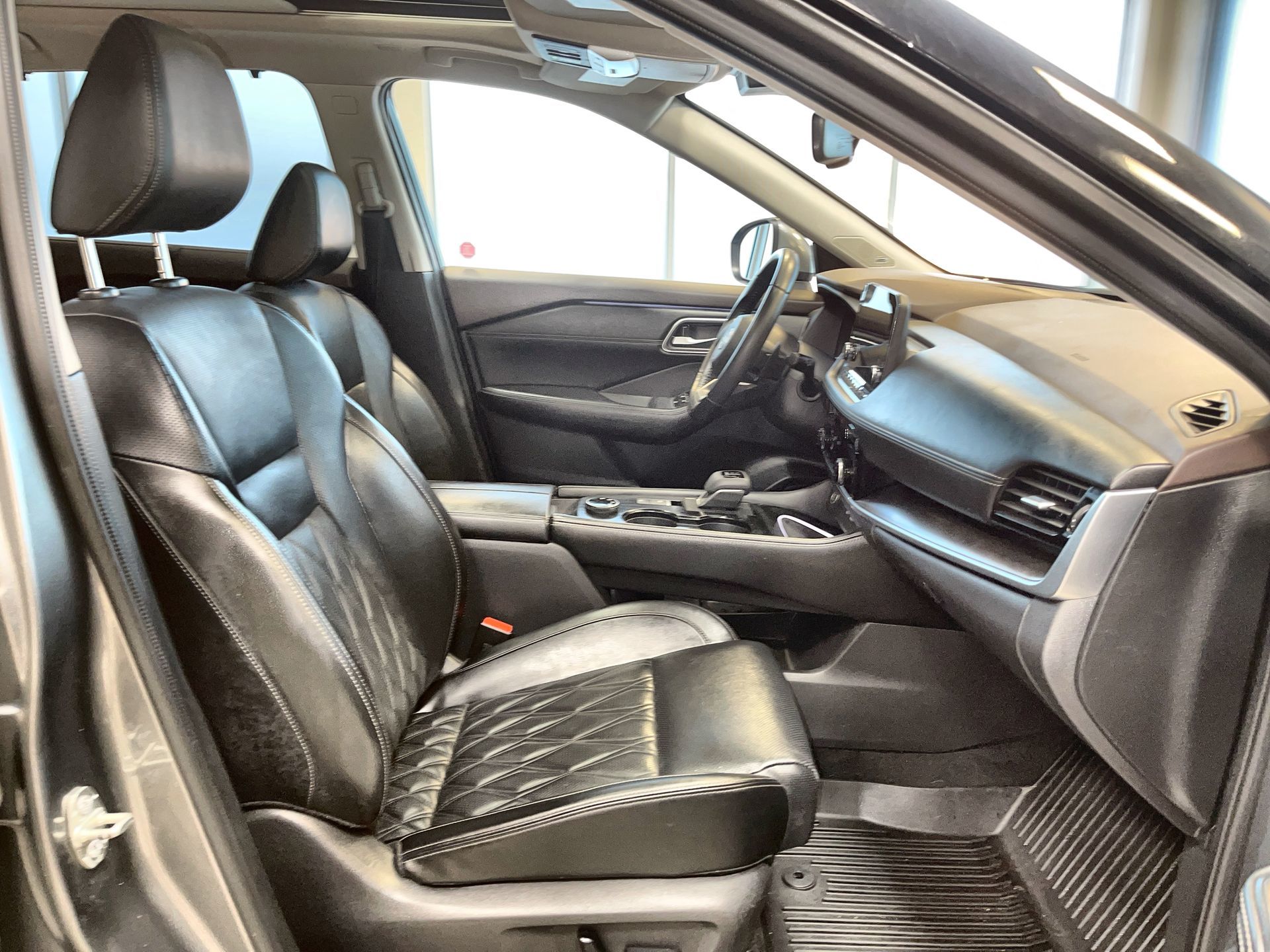 2023 Nissan Rogue in Regina, Saskatchewan