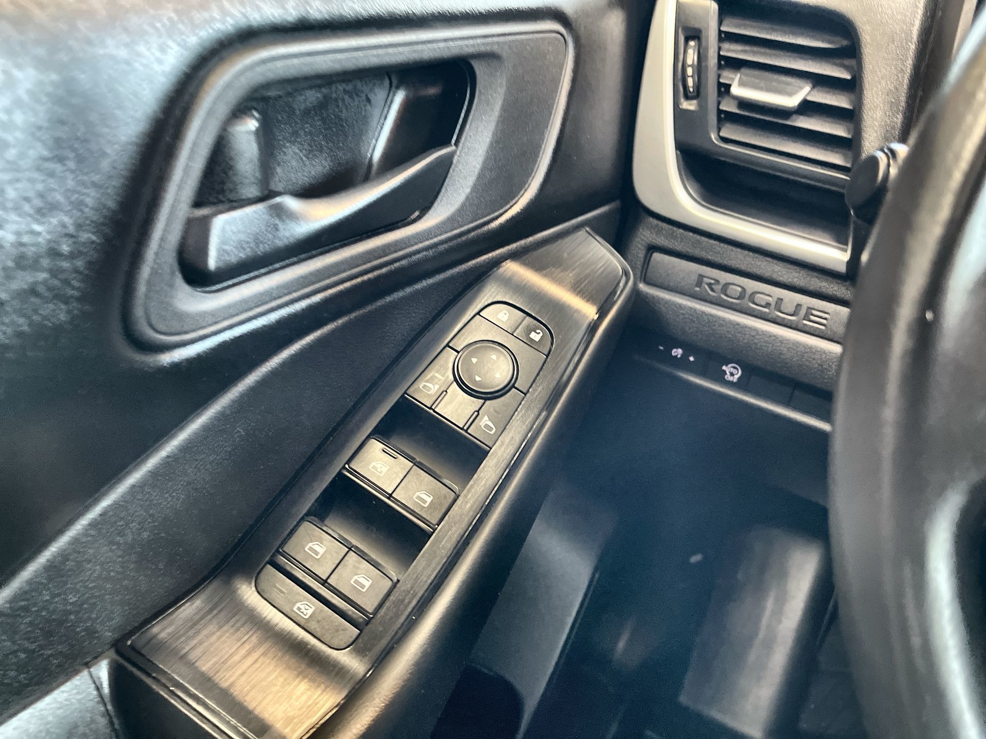 Nissan Rogue  2024 à Regina, Saskatchewan