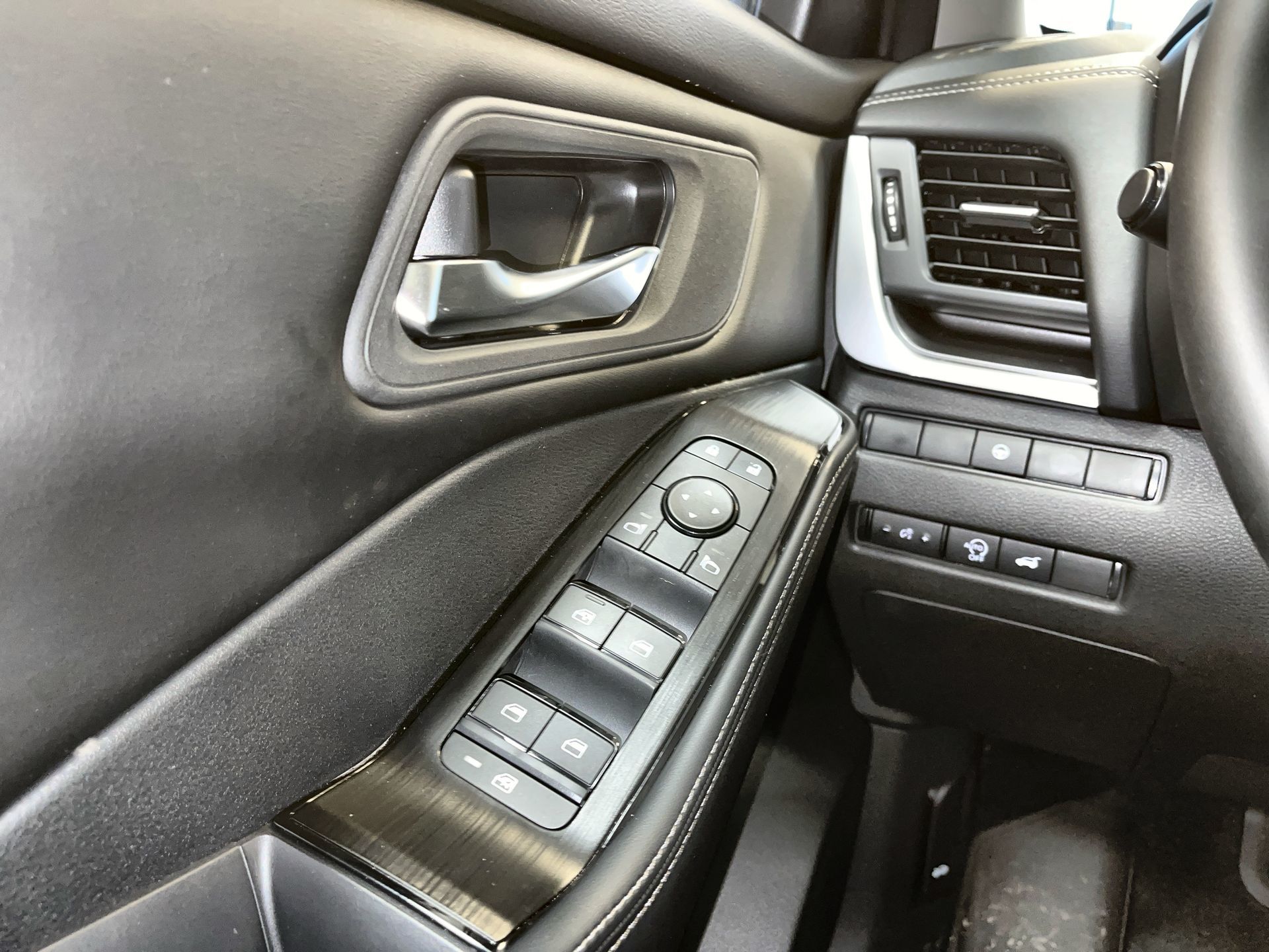 2025 Nissan Rogue in Regina, Saskatchewan