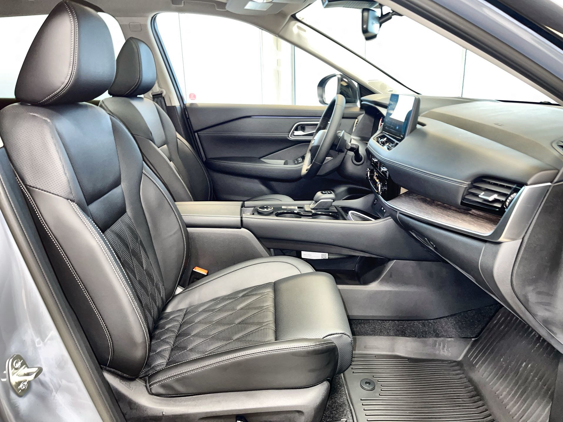 2025 Nissan Rogue in Regina, Saskatchewan