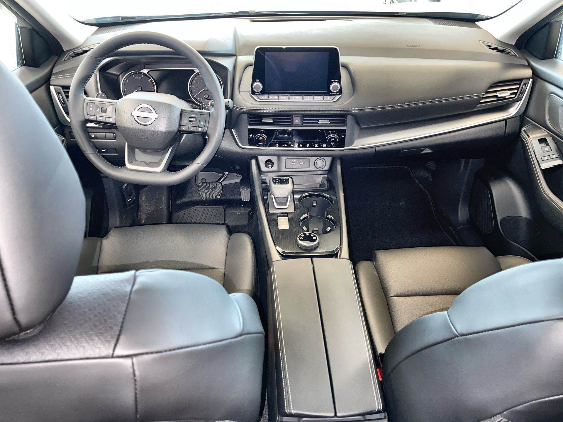 2025 Nissan Rogue in Regina, Saskatchewan