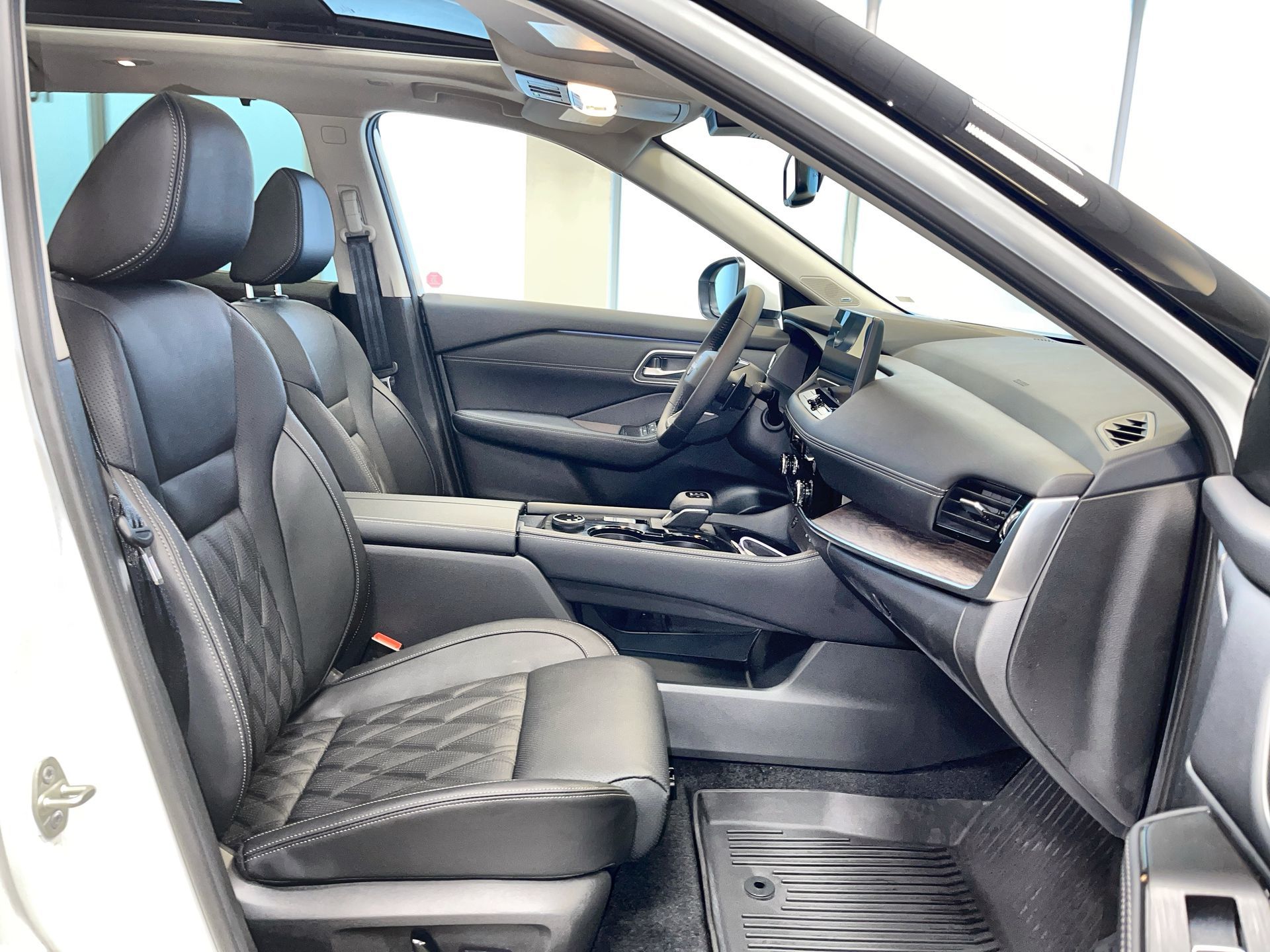 Nissan Rogue  2025 à Regina, Saskatchewan