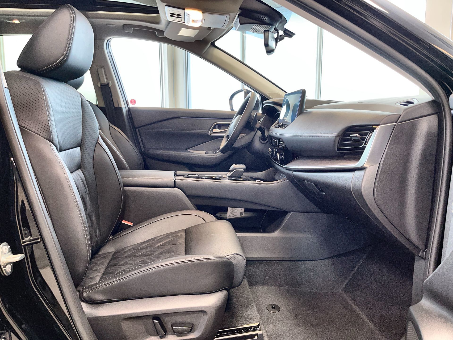 2025 Nissan Rogue in Regina, Saskatchewan