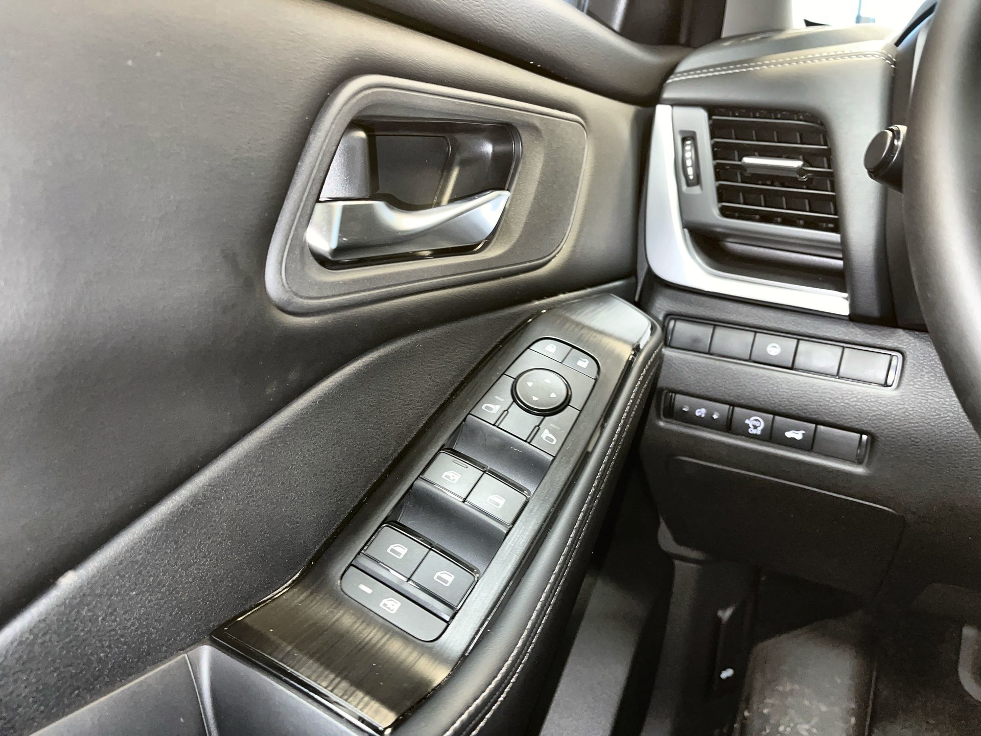2025 Nissan Rogue in Regina, Saskatchewan