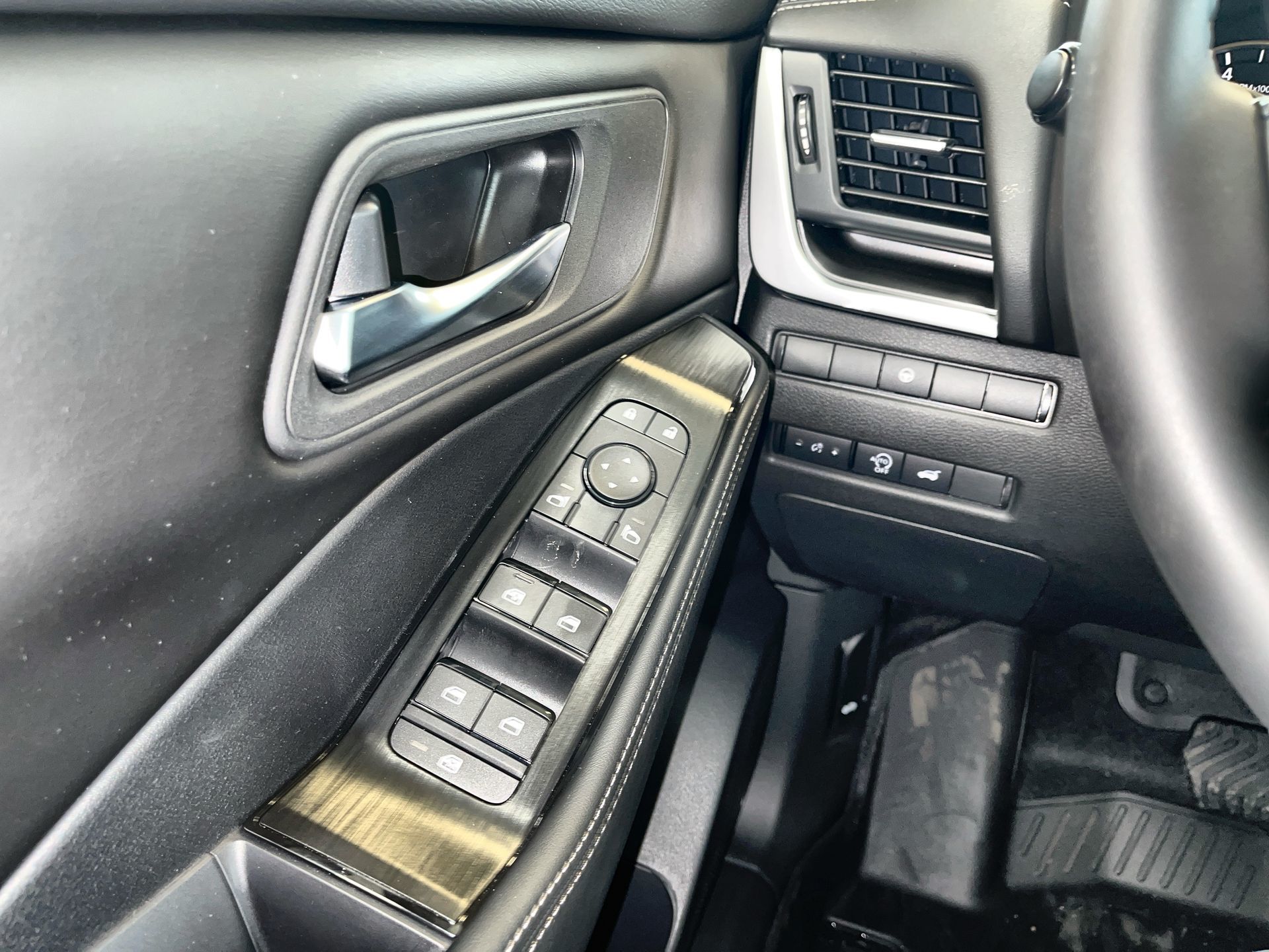 2025 Nissan Rogue in Regina, Saskatchewan