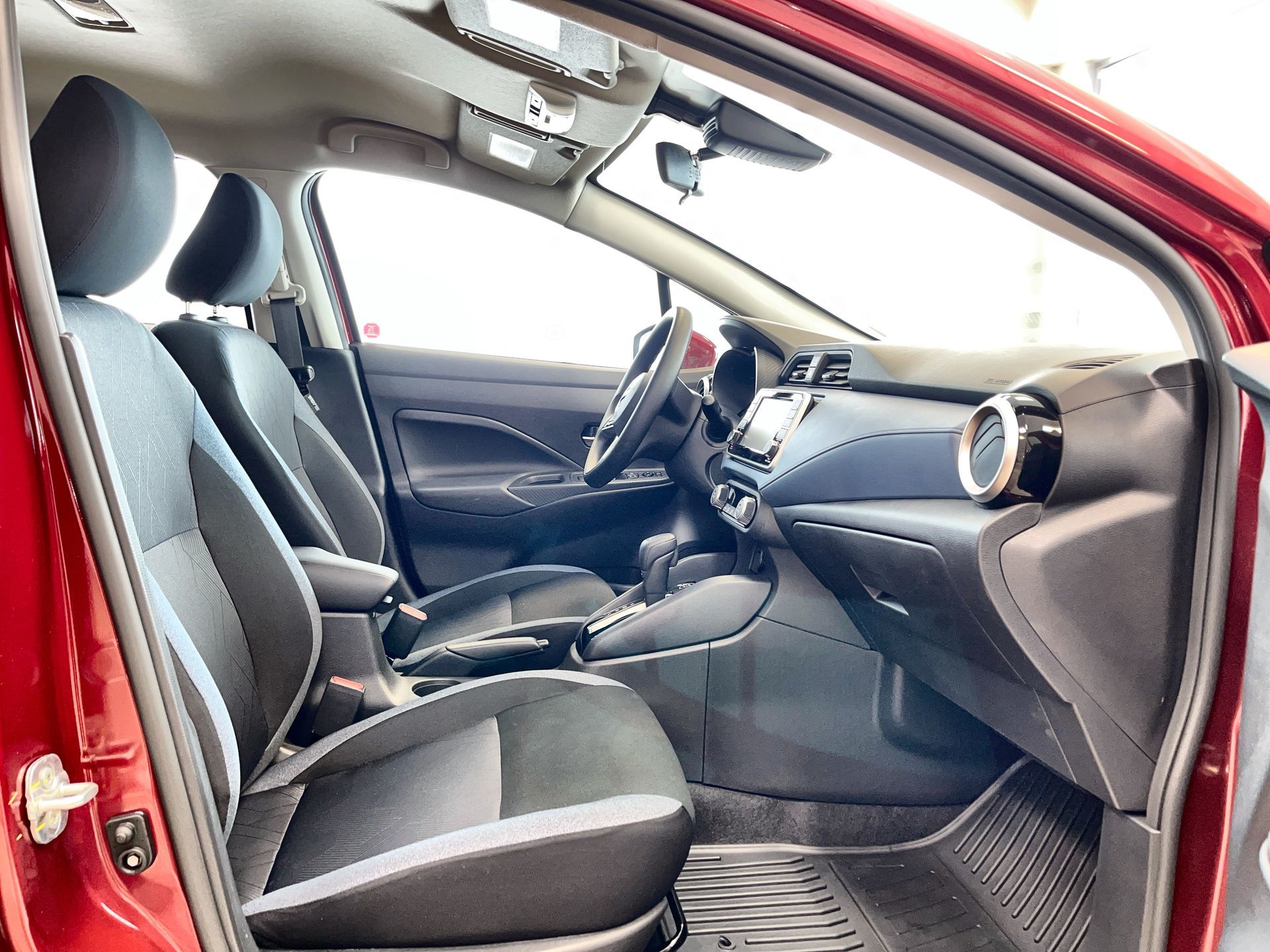 2025 Nissan Versa