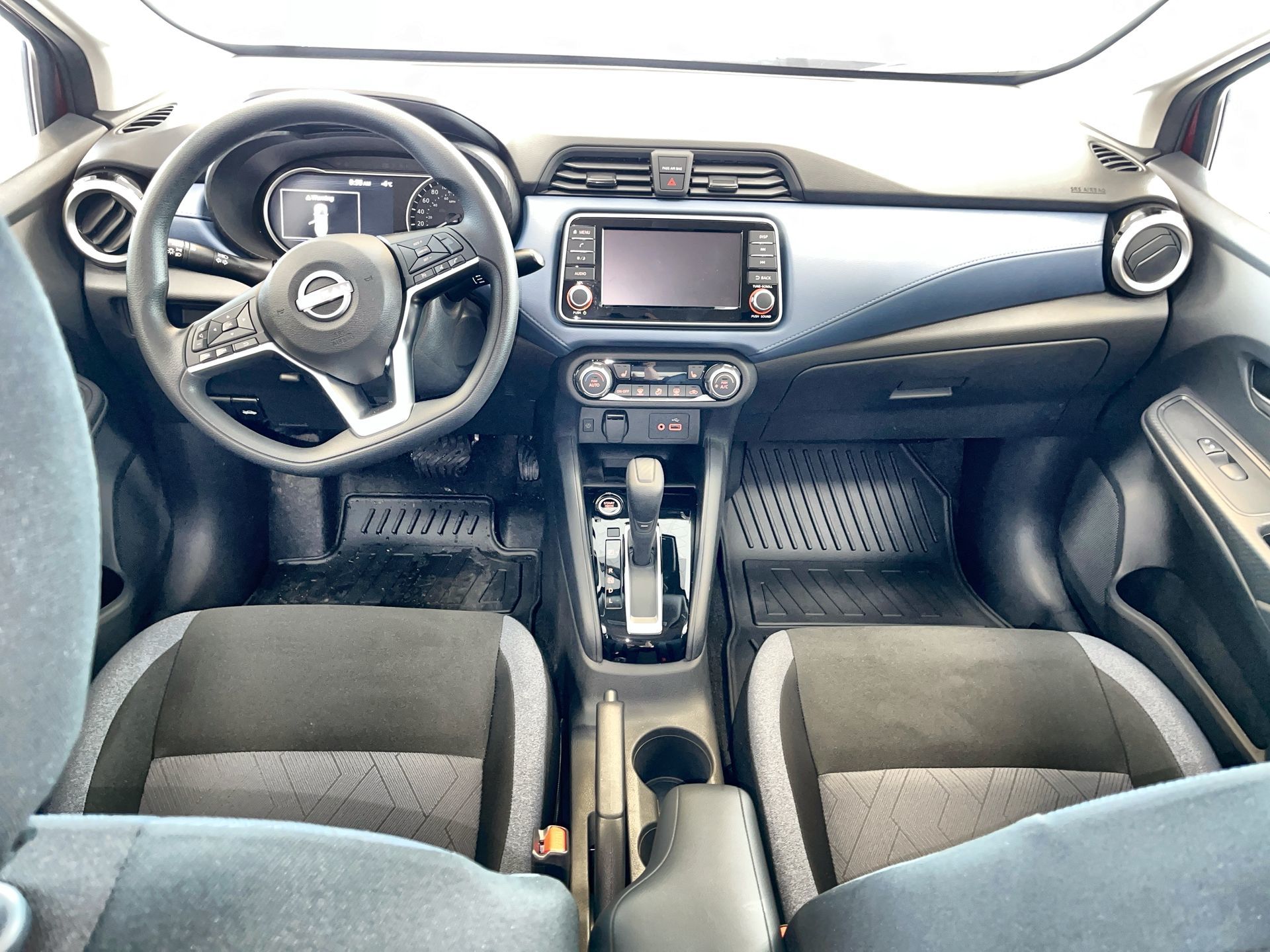 2025 Nissan Versa