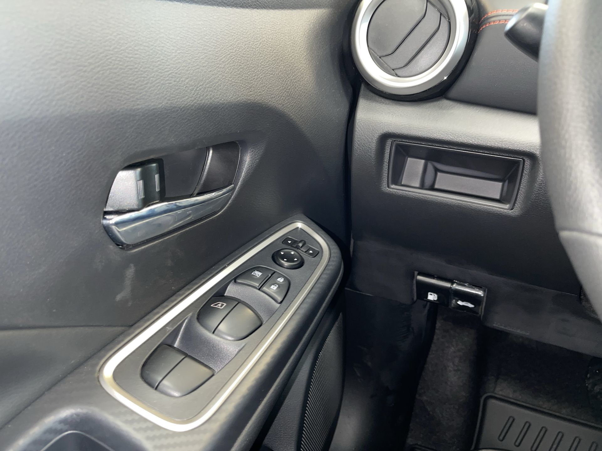 2025 Nissan Versa