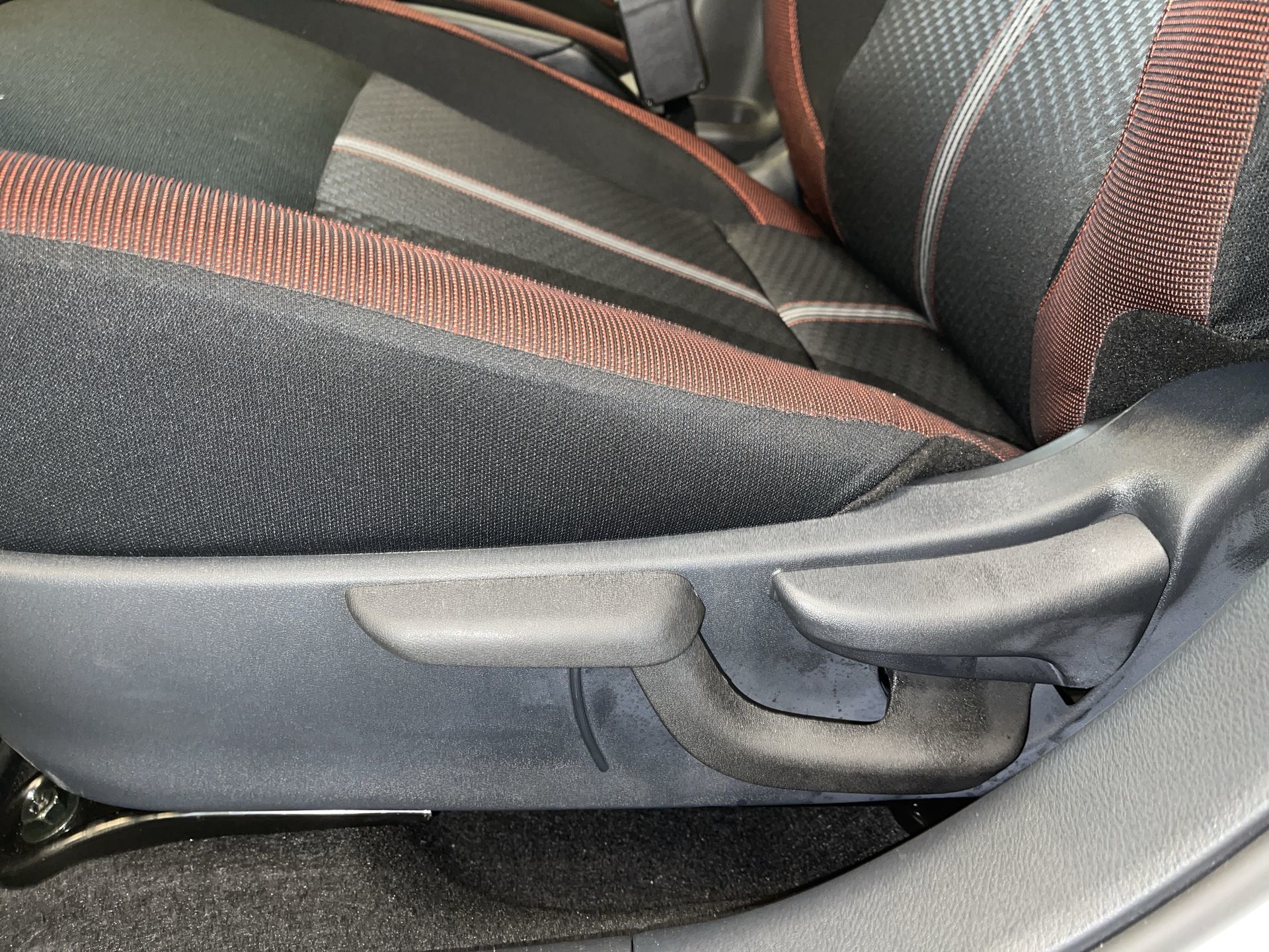 2025 Nissan Versa