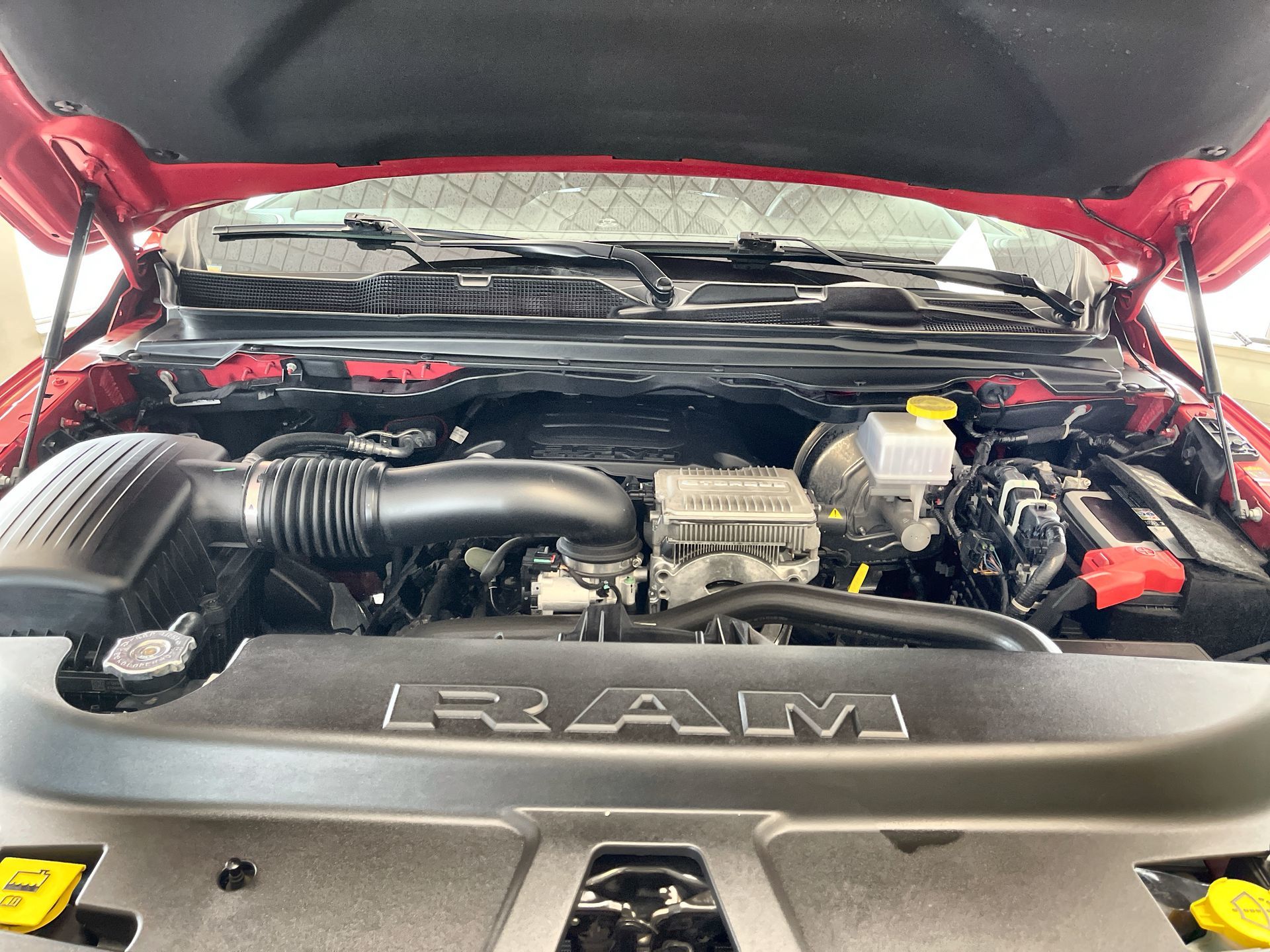 Ram RAM 1500 Crew Cab 4x4 (DT)  2023 à Regina, Saskatchewan